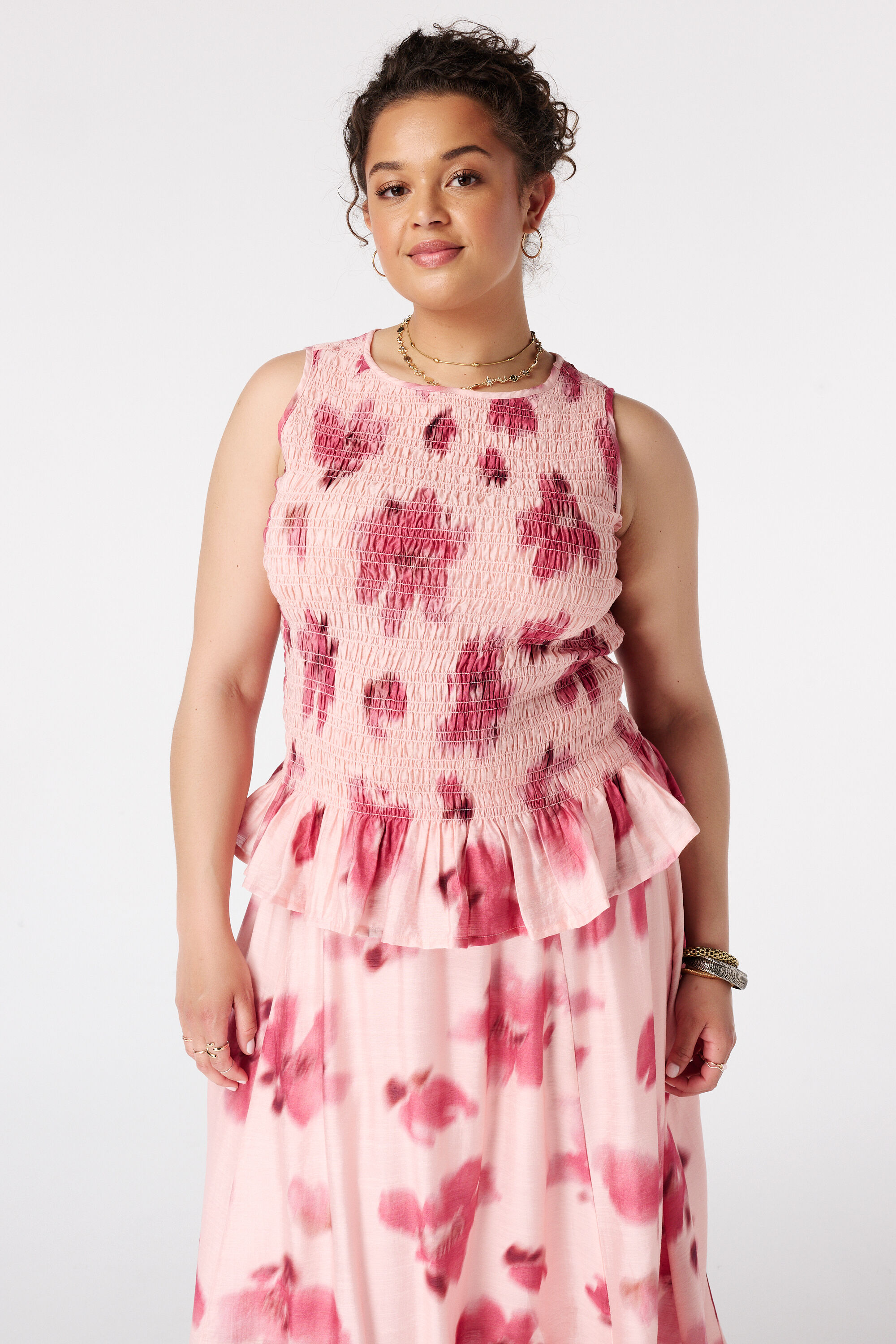 Gesmokte Bluse mit Polka Dot Muster