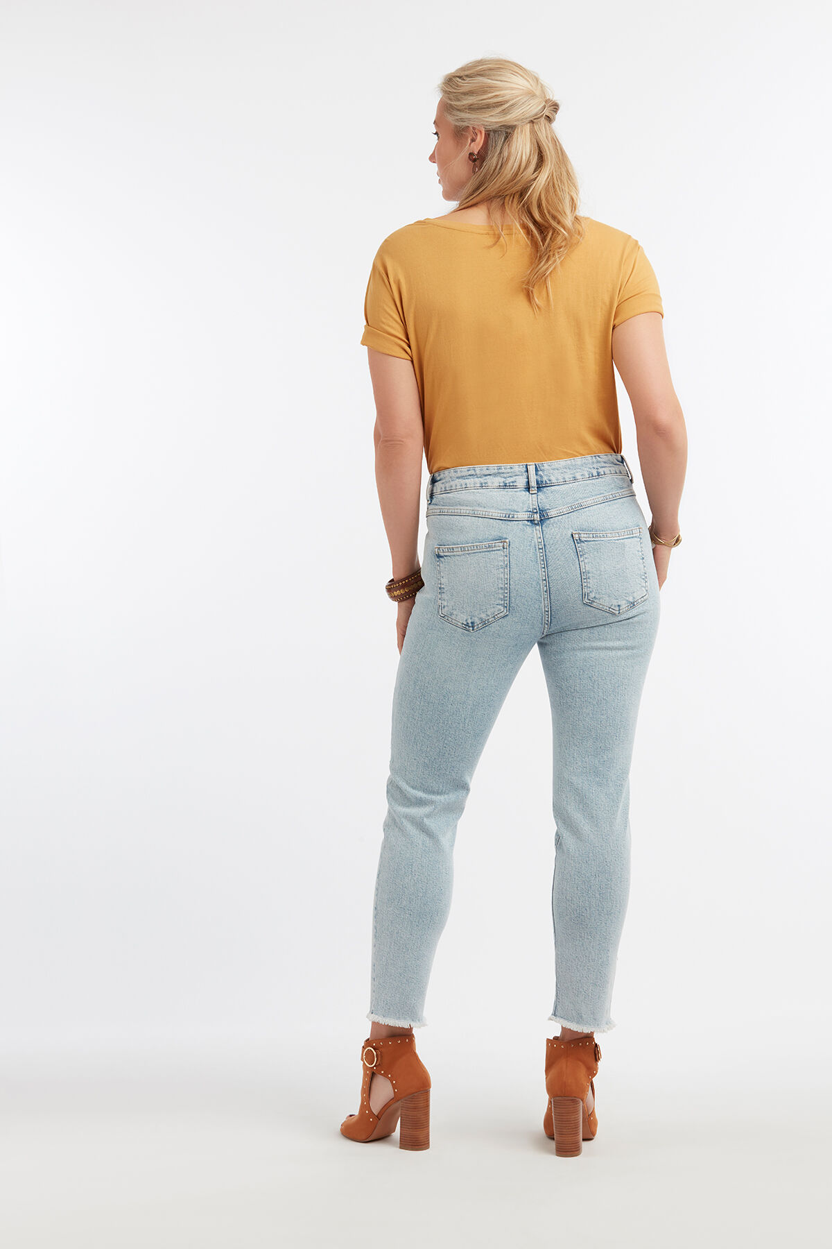 T-Shirt mit Aufdruck image number 4