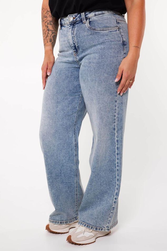 Jeans mit weitem Bein  image number 5