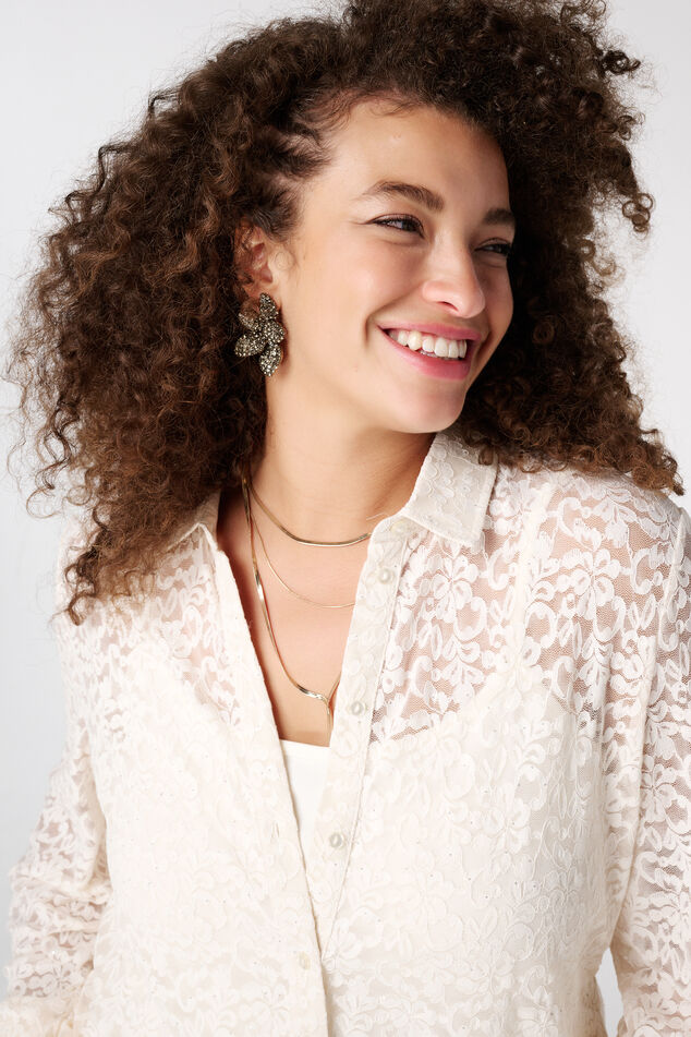 Top mit Spitze und Pailletten image number 4