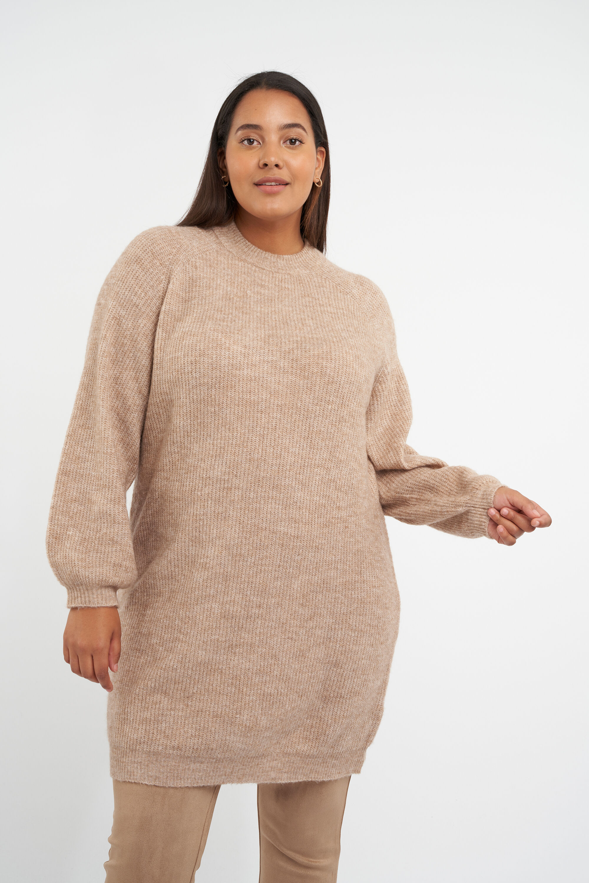 Langer Feinstrickpullover image number 6