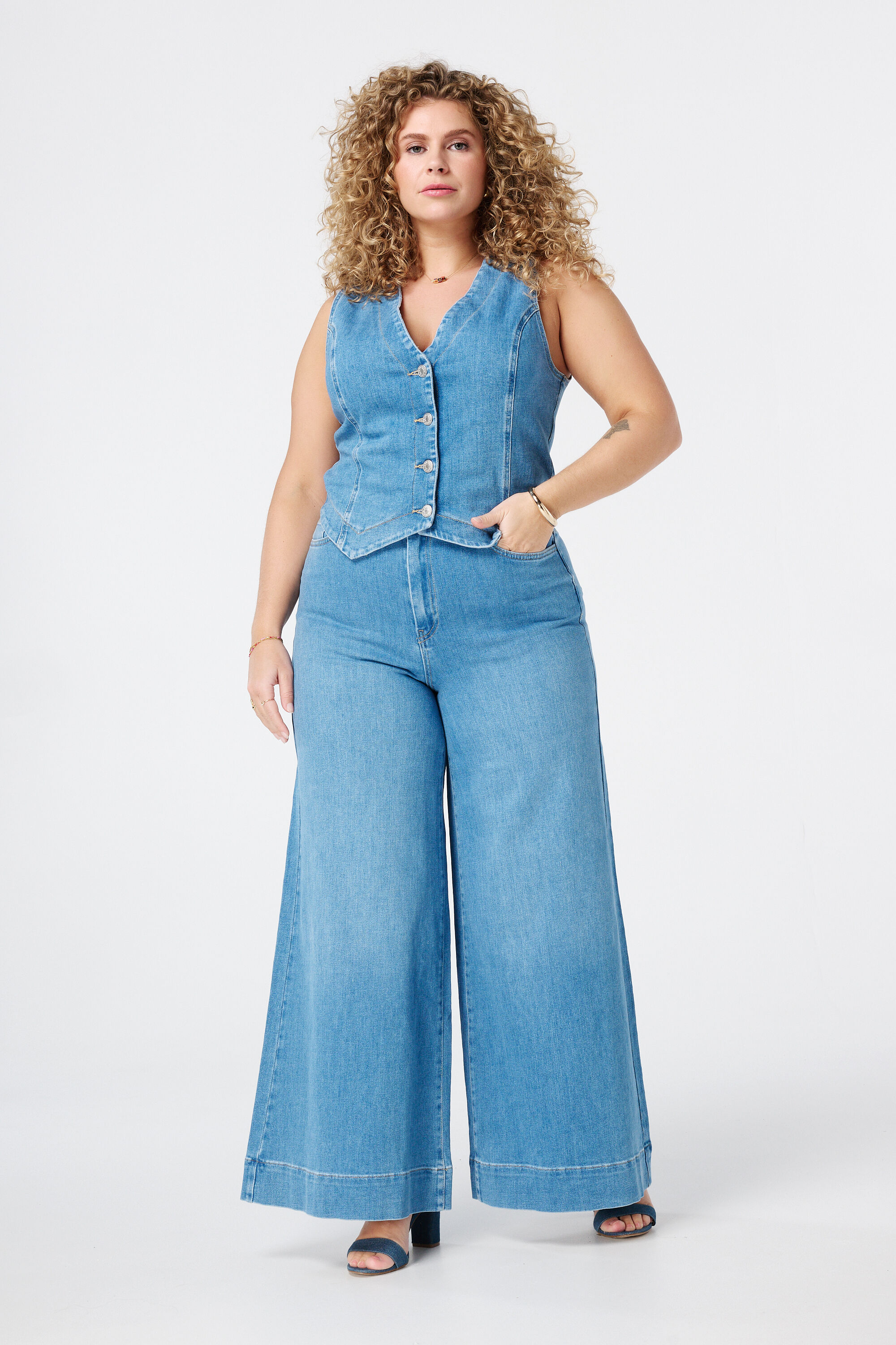 Jeansweste  image number 5