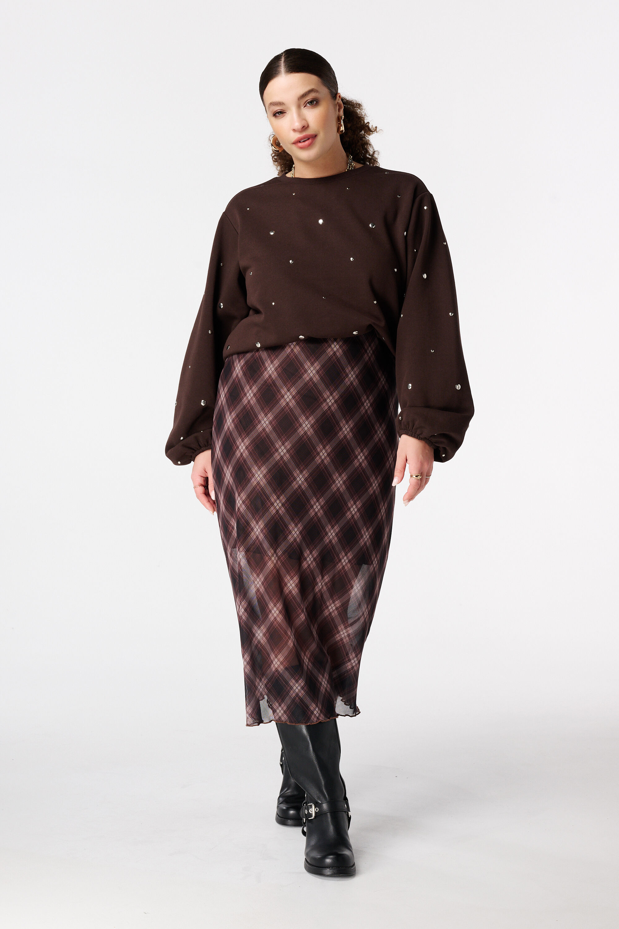 Sweatshirt mit Nieten image number 5