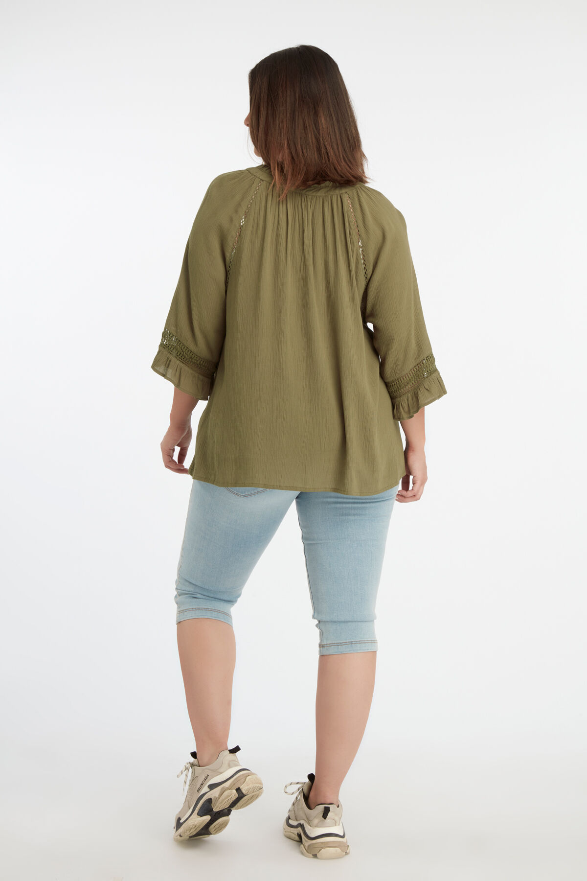 Bluse mit Lochmuster-Details image number 4