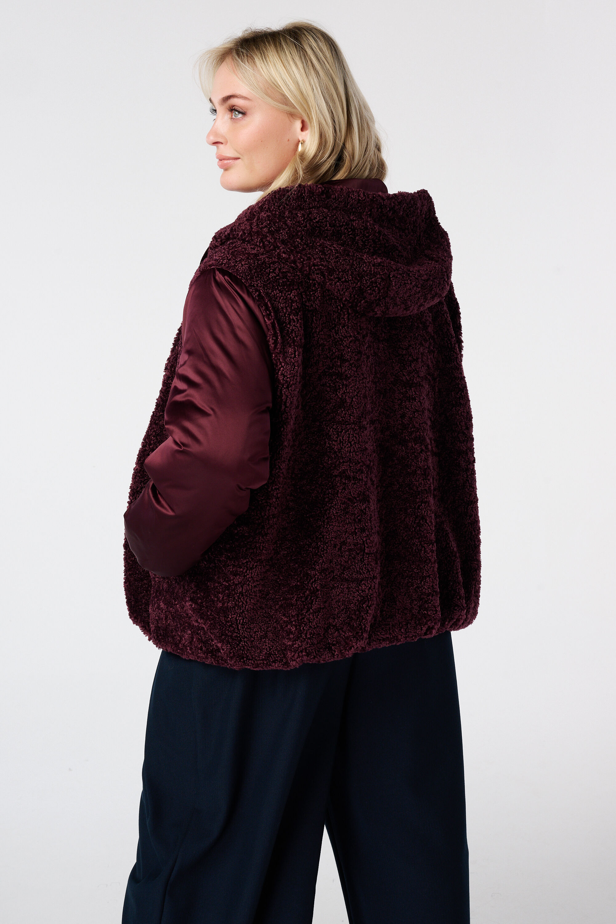 Baseballjacke mit Teddy image number 1