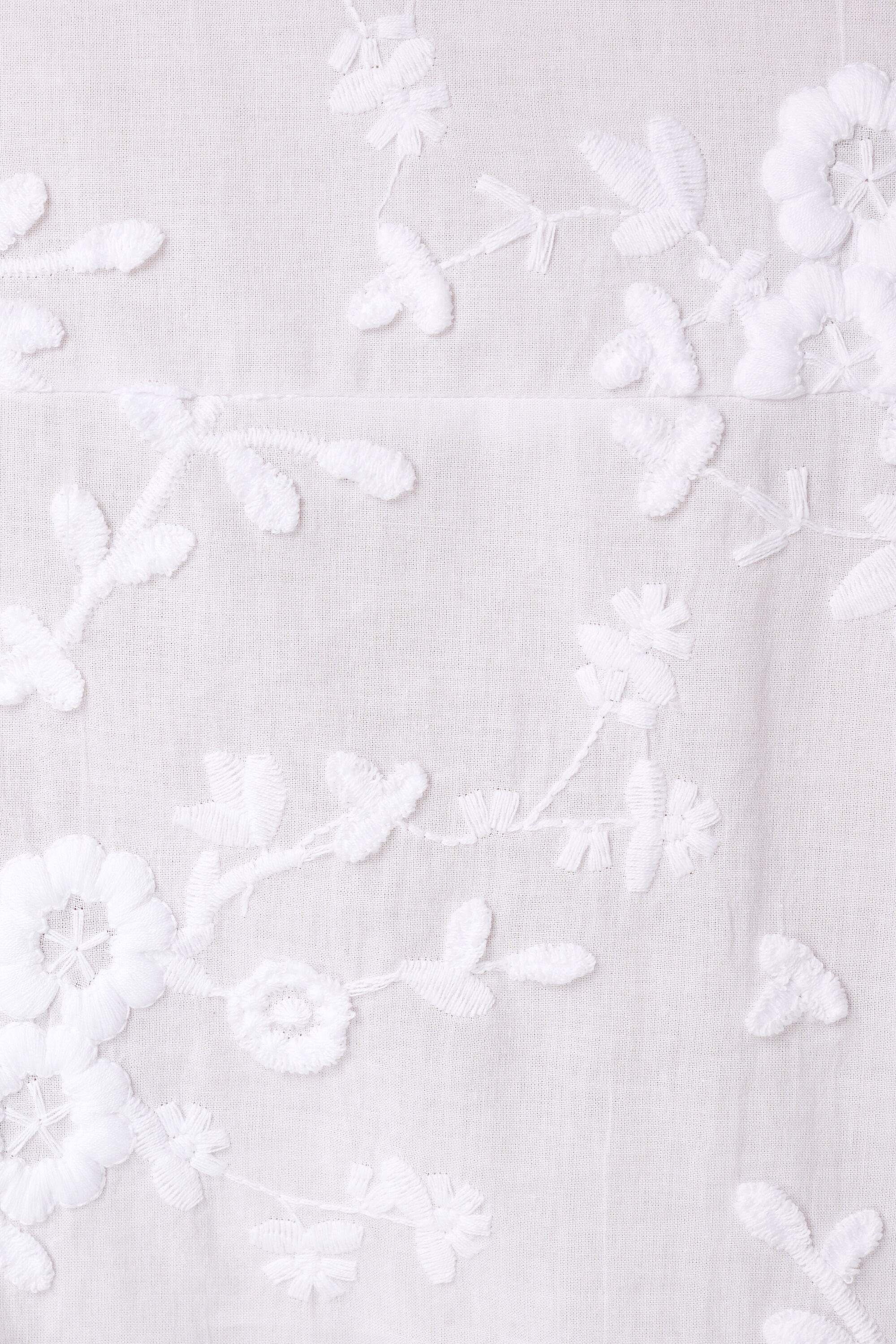 Bluse mit 3D-Blumenprint image number 6