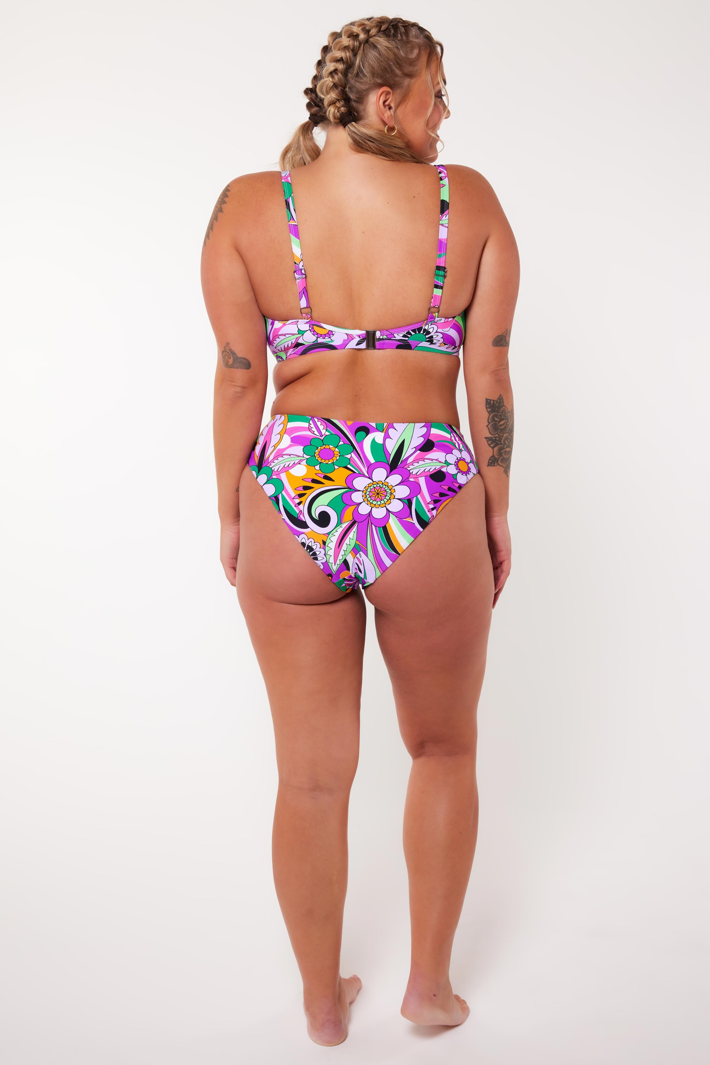 Bikinioberteil mit V-Ausschnitt  image number 4