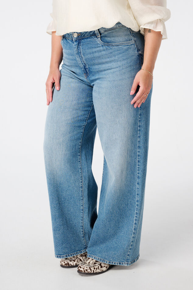 Jeans mit weitem Bein und hoher Taille image number 5