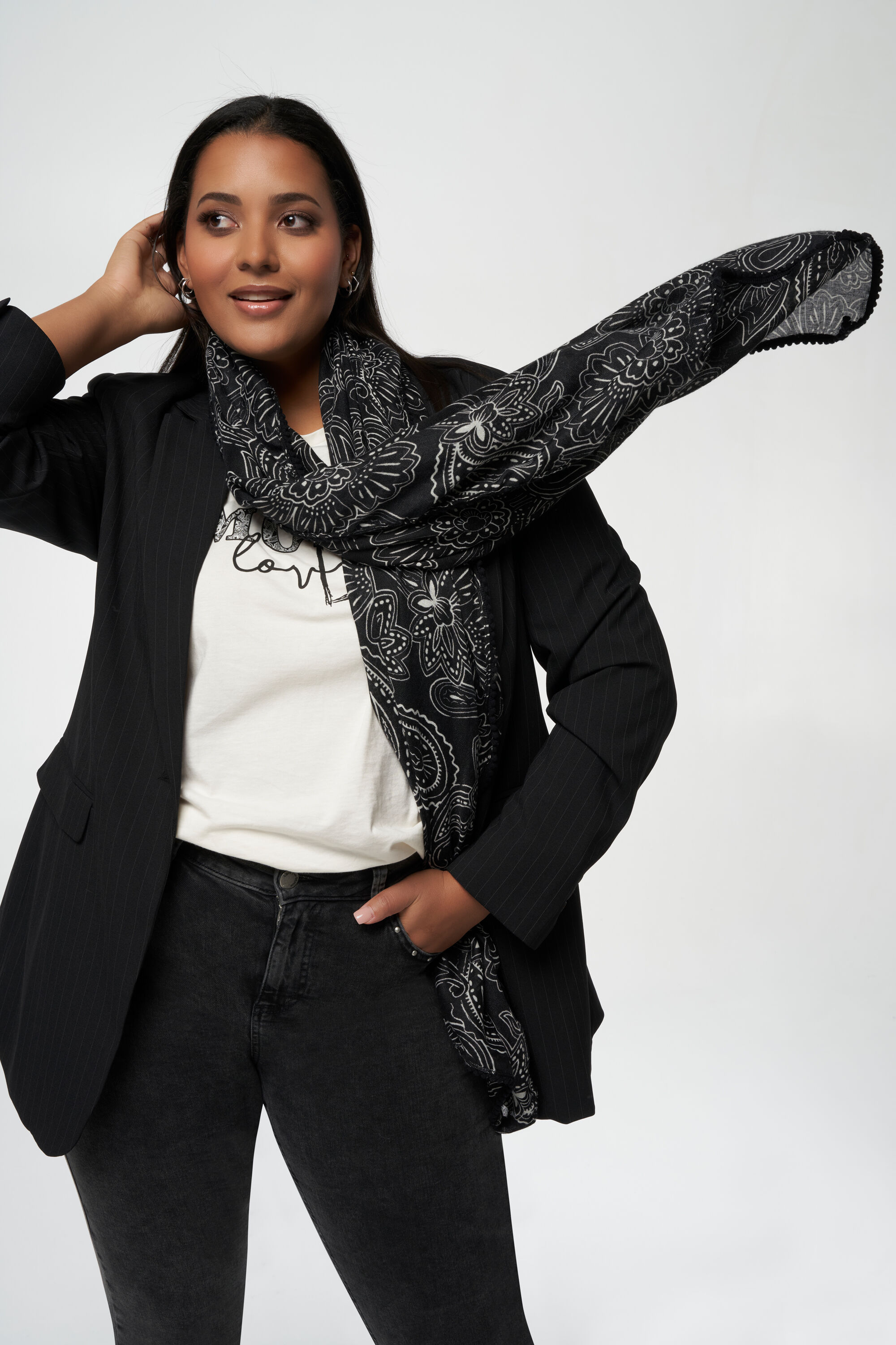 Schal mit Paisley-Print  image number 4