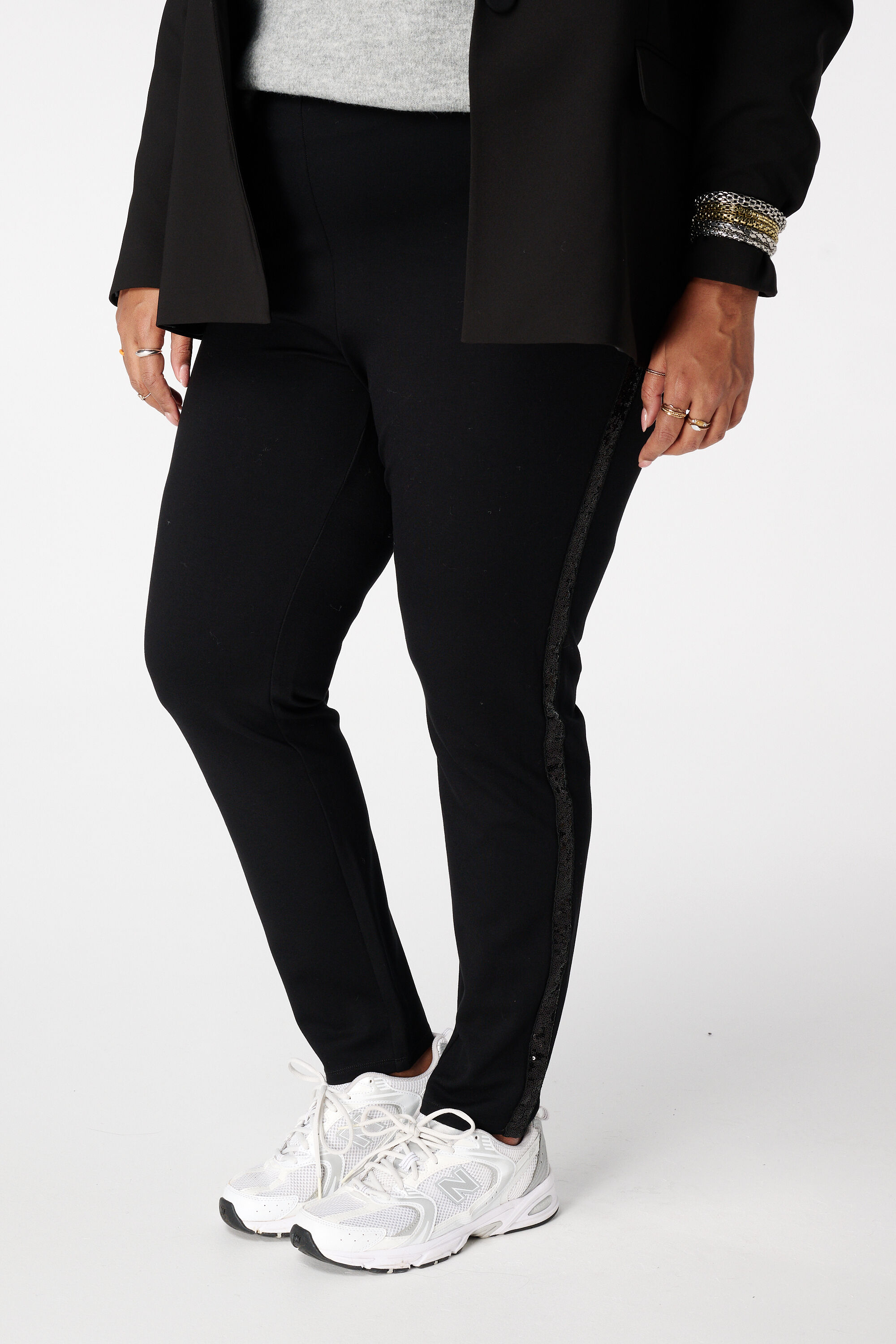 Skinny-Fit-Treggings mit Pailletten-Seitenstreifen image number 5