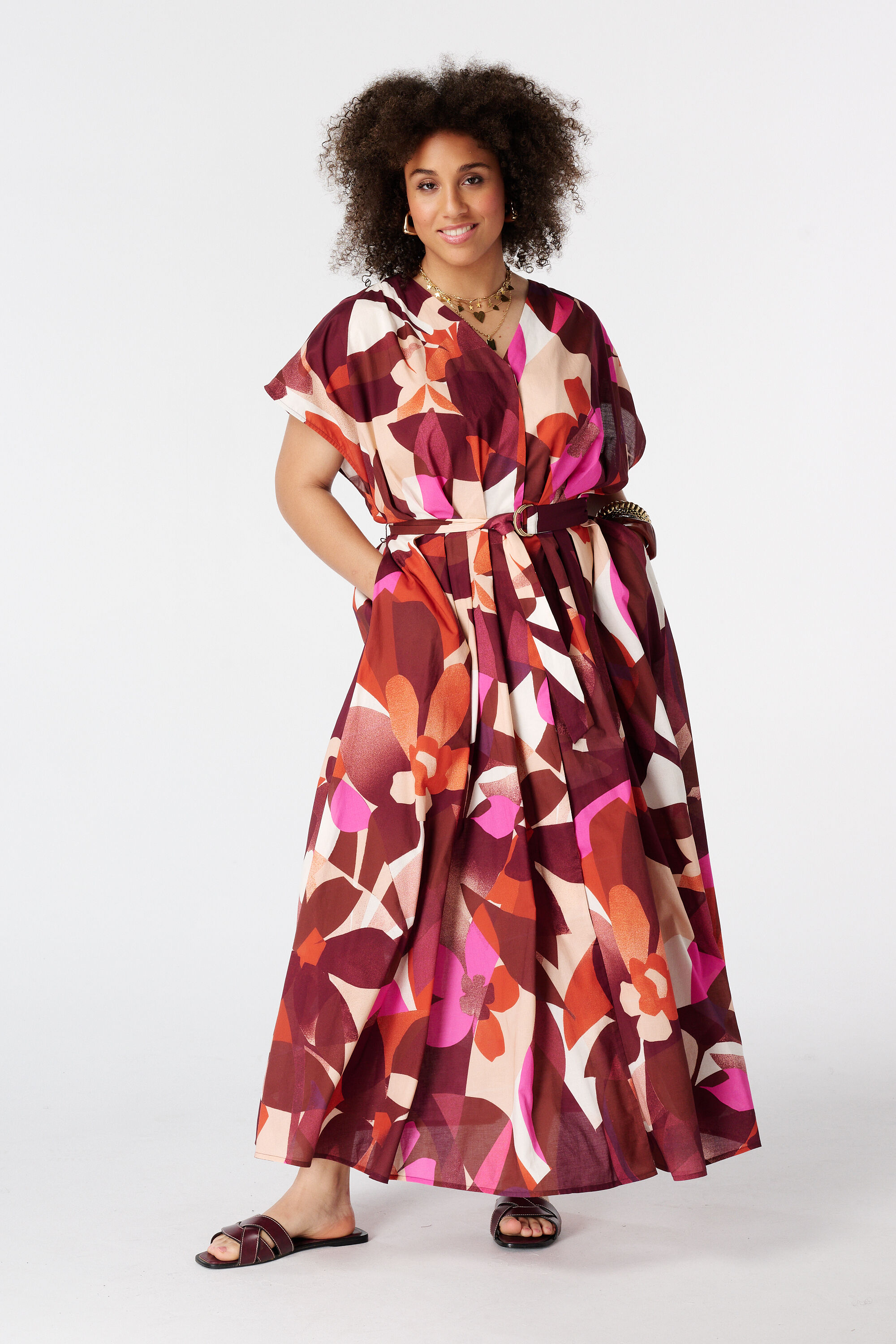 Maxikleid mit G&uuml;rtel
