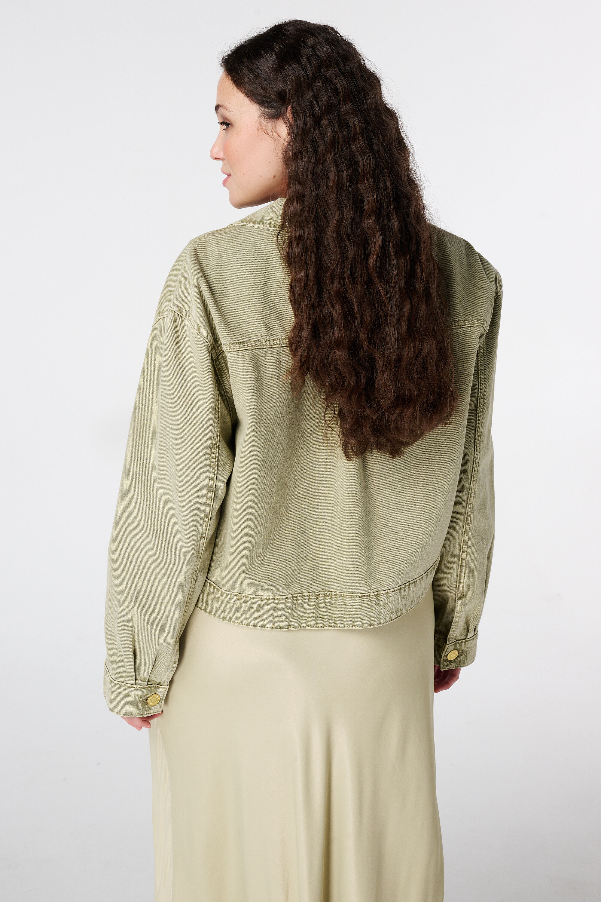 Jeansjacke mit Knopfleiste image number 3