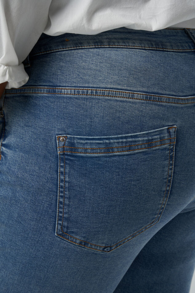 Straight-Leg Jeans LILY image number 5