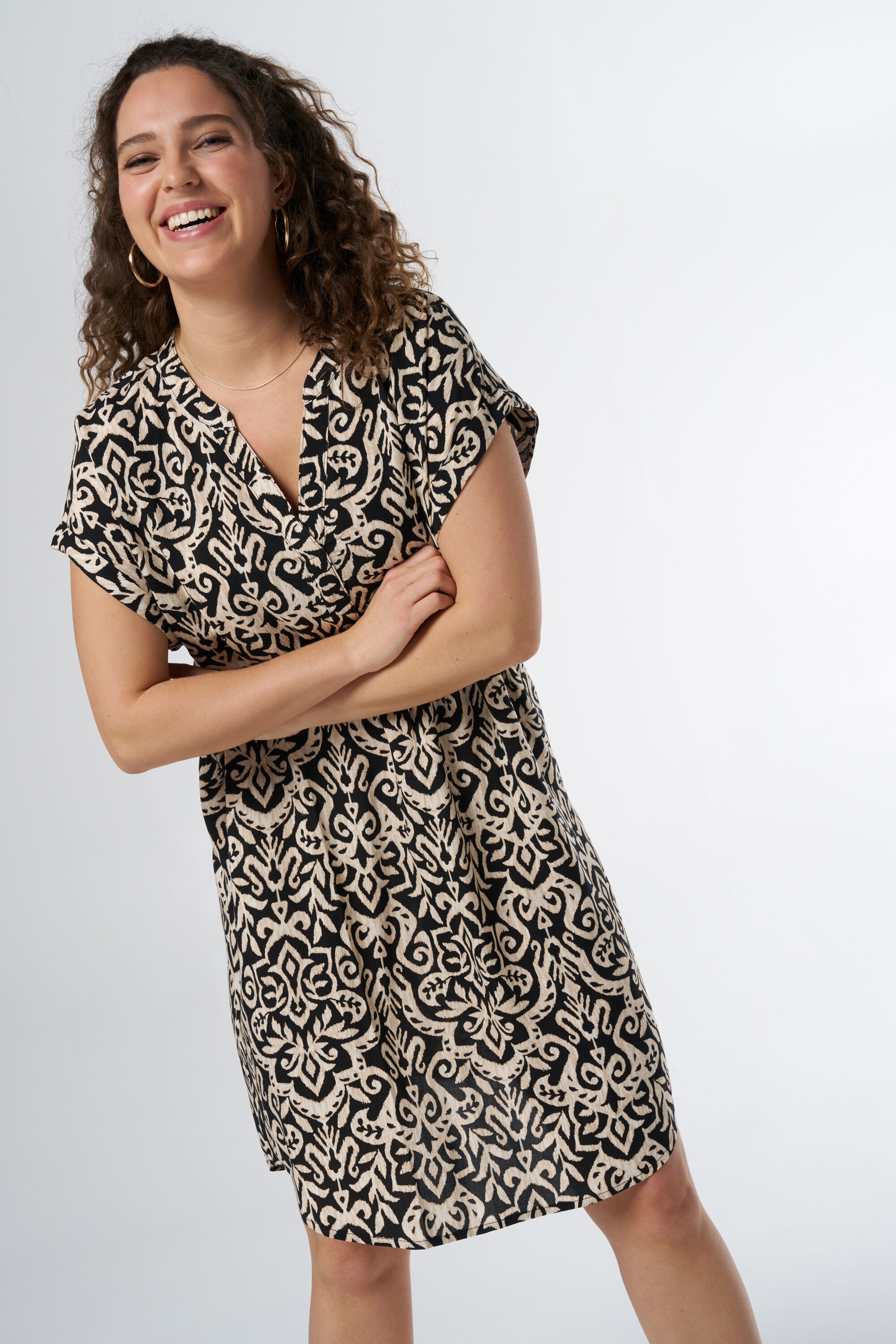 Weit geschnittenes Kleid mit Print image number 5