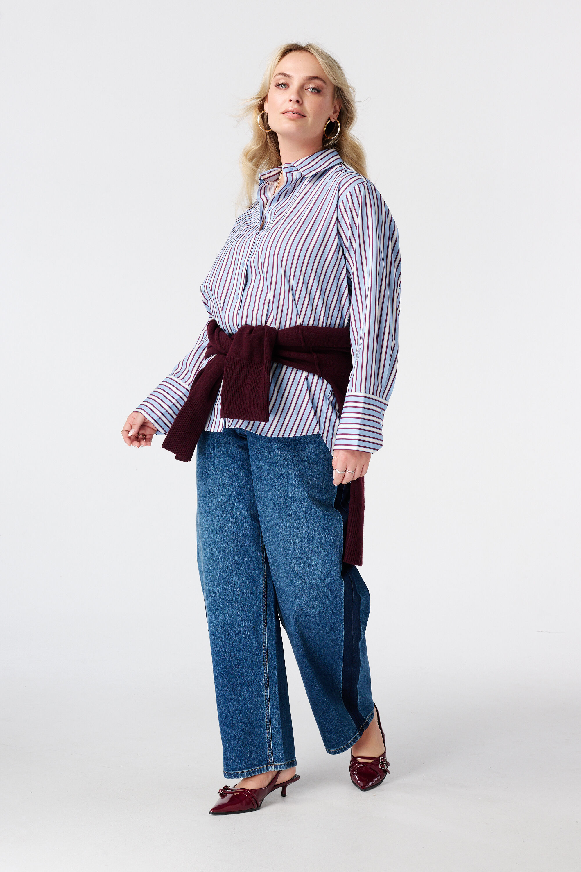 Lange gestreifte Bluse mit G&uuml;rtel image number 3