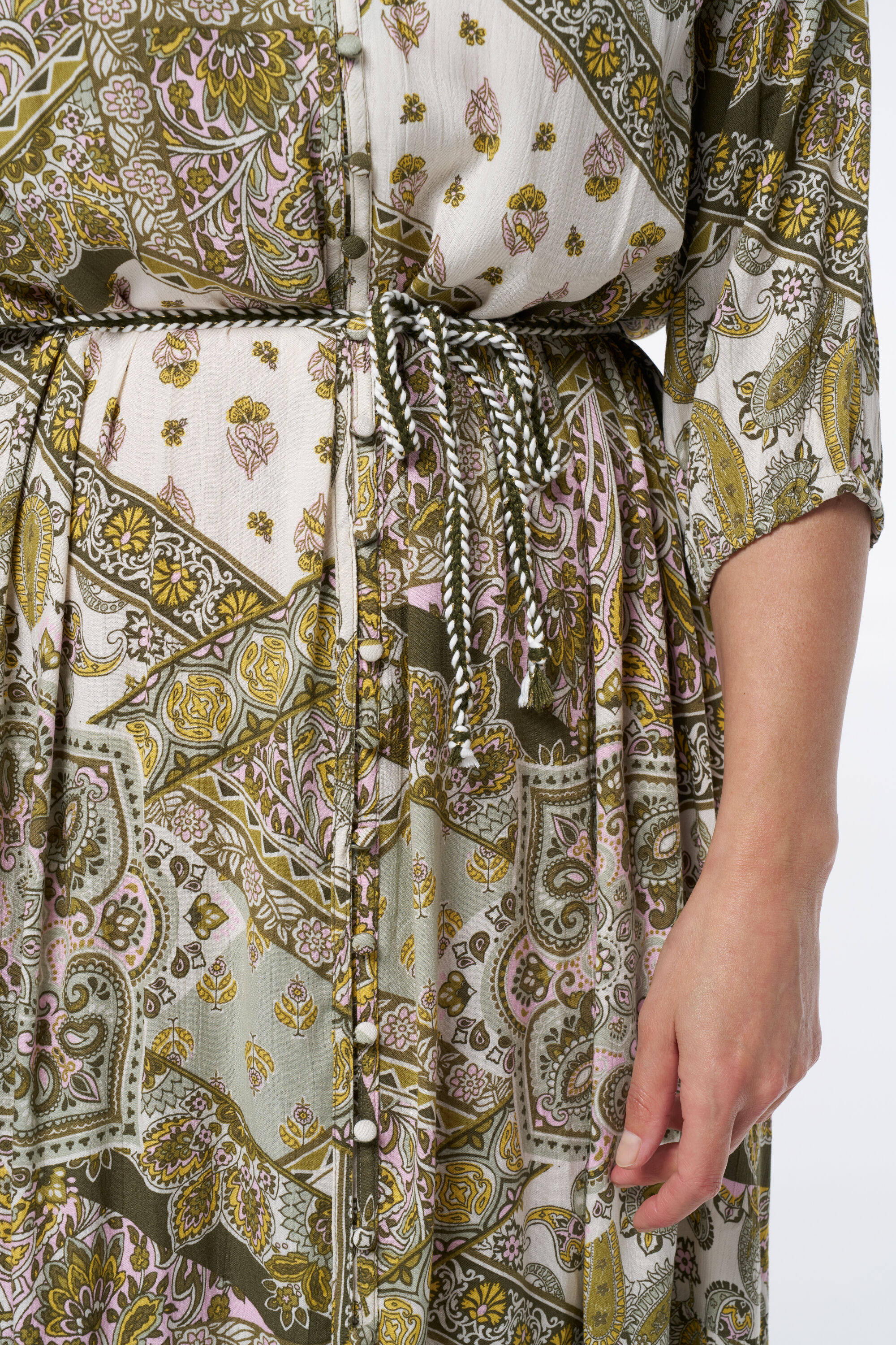 Kleid mit Aufdruck image number 4