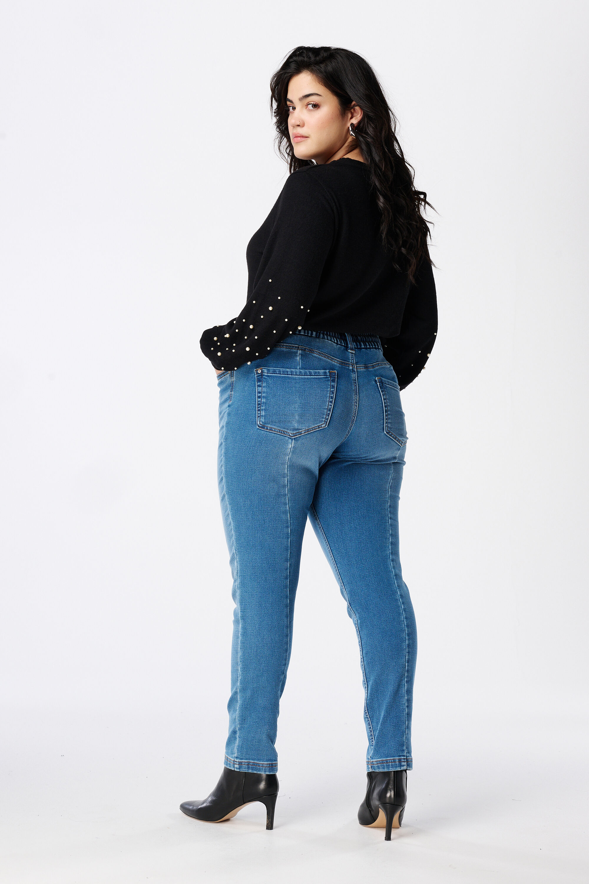 Jogginghose aus Denim image number 3