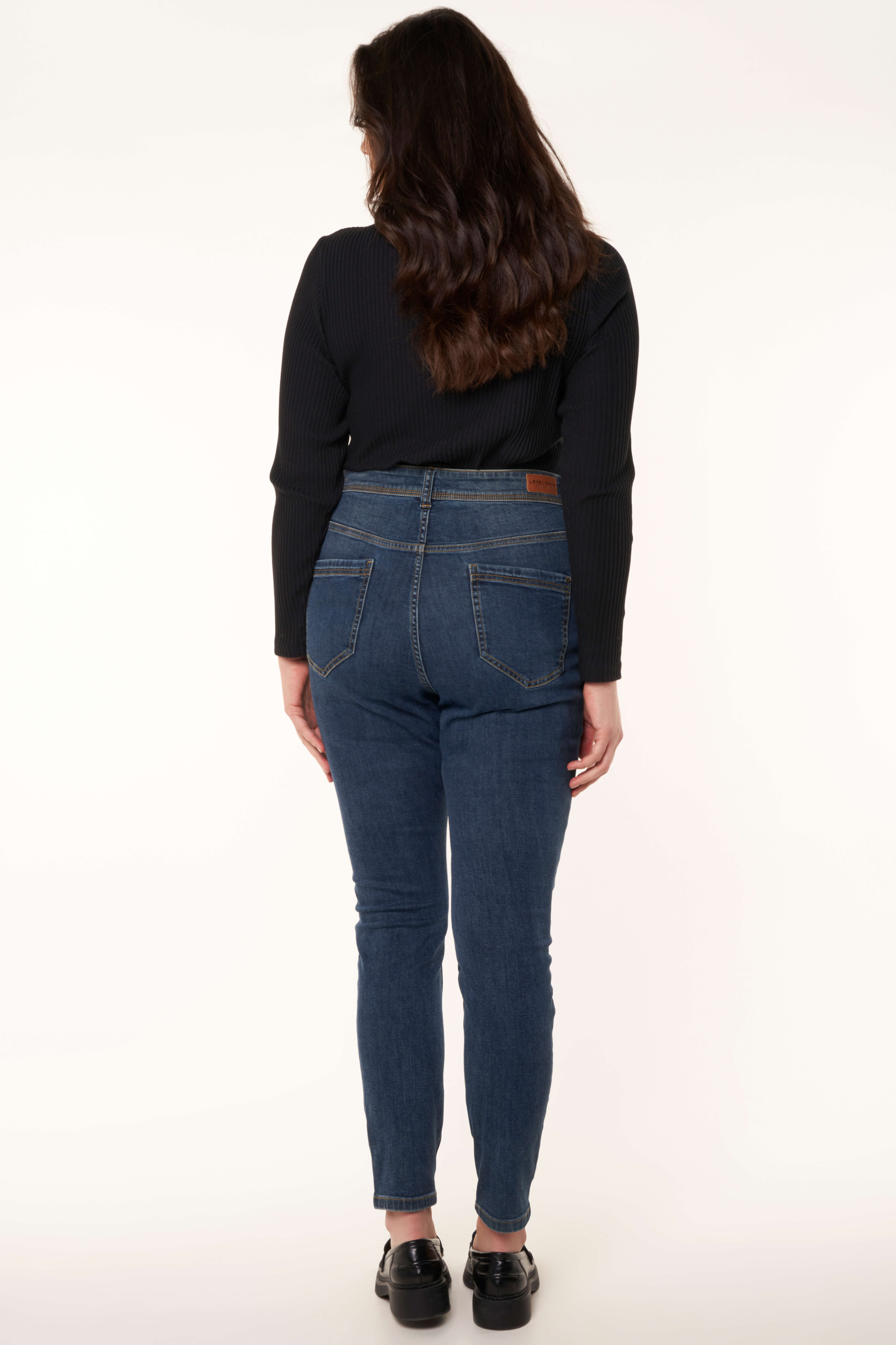 Skinny-Leg-Jeans mit hoher Taille CHERRY image number 3