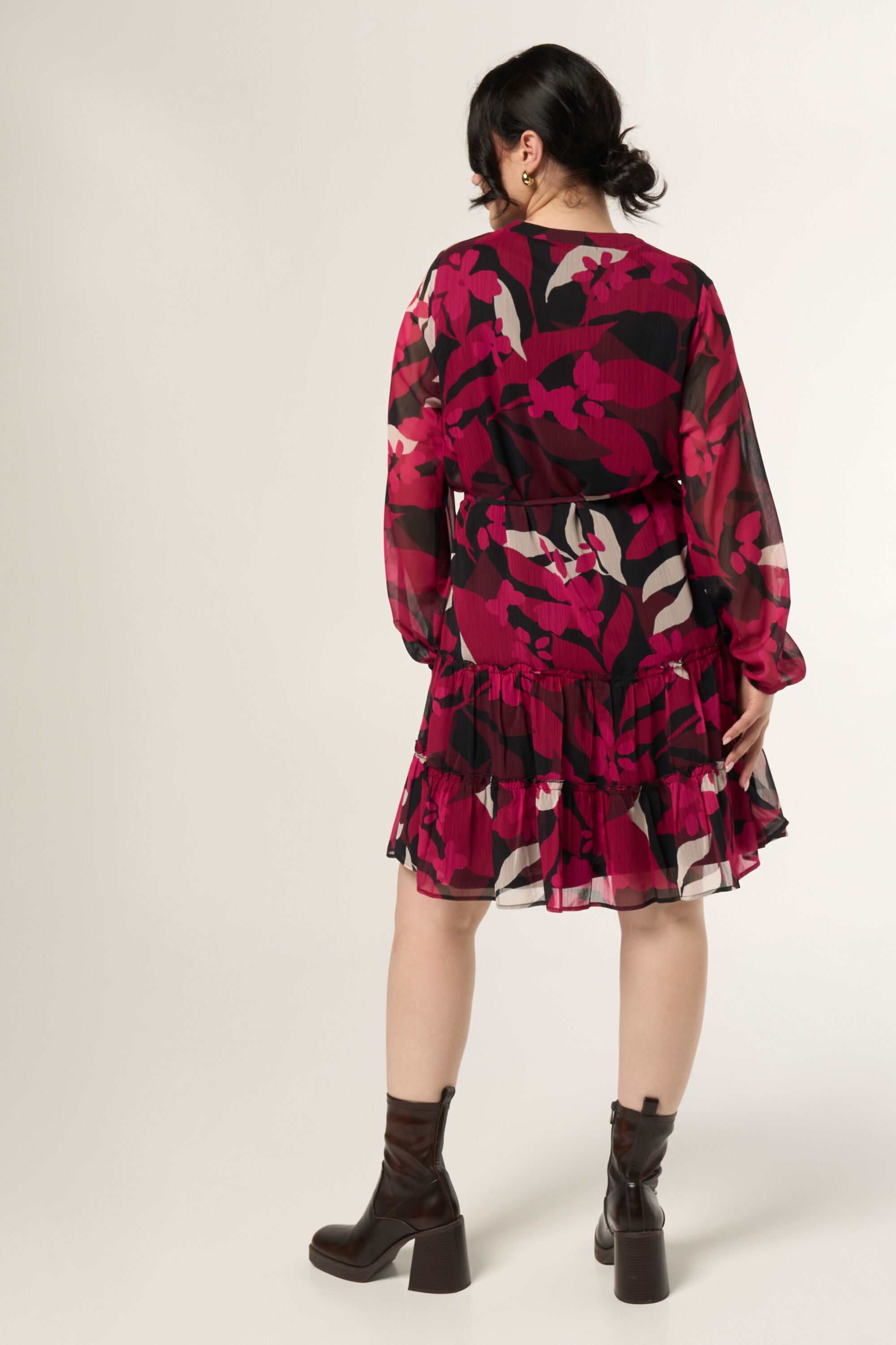  Durchkn&ouml;pfbares Kleid mit G&uuml;rtel image number 3