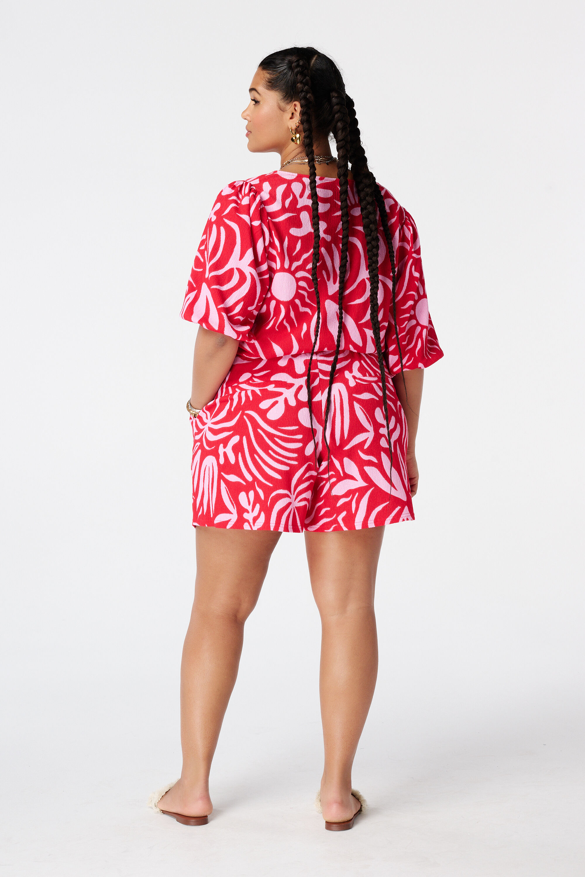 Short mit elastischem Bund image number 3