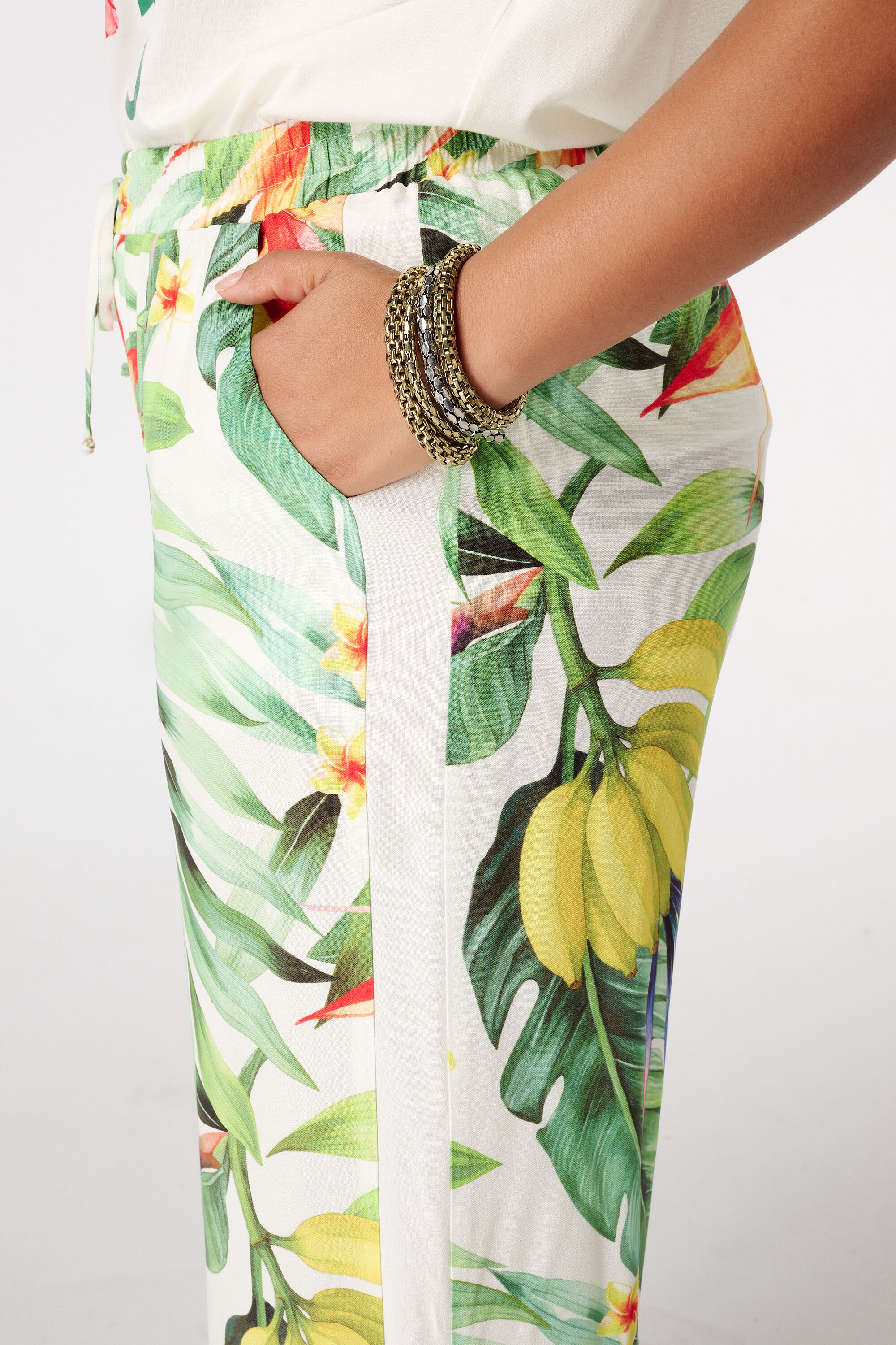 Weite Hose mit Print image number 4