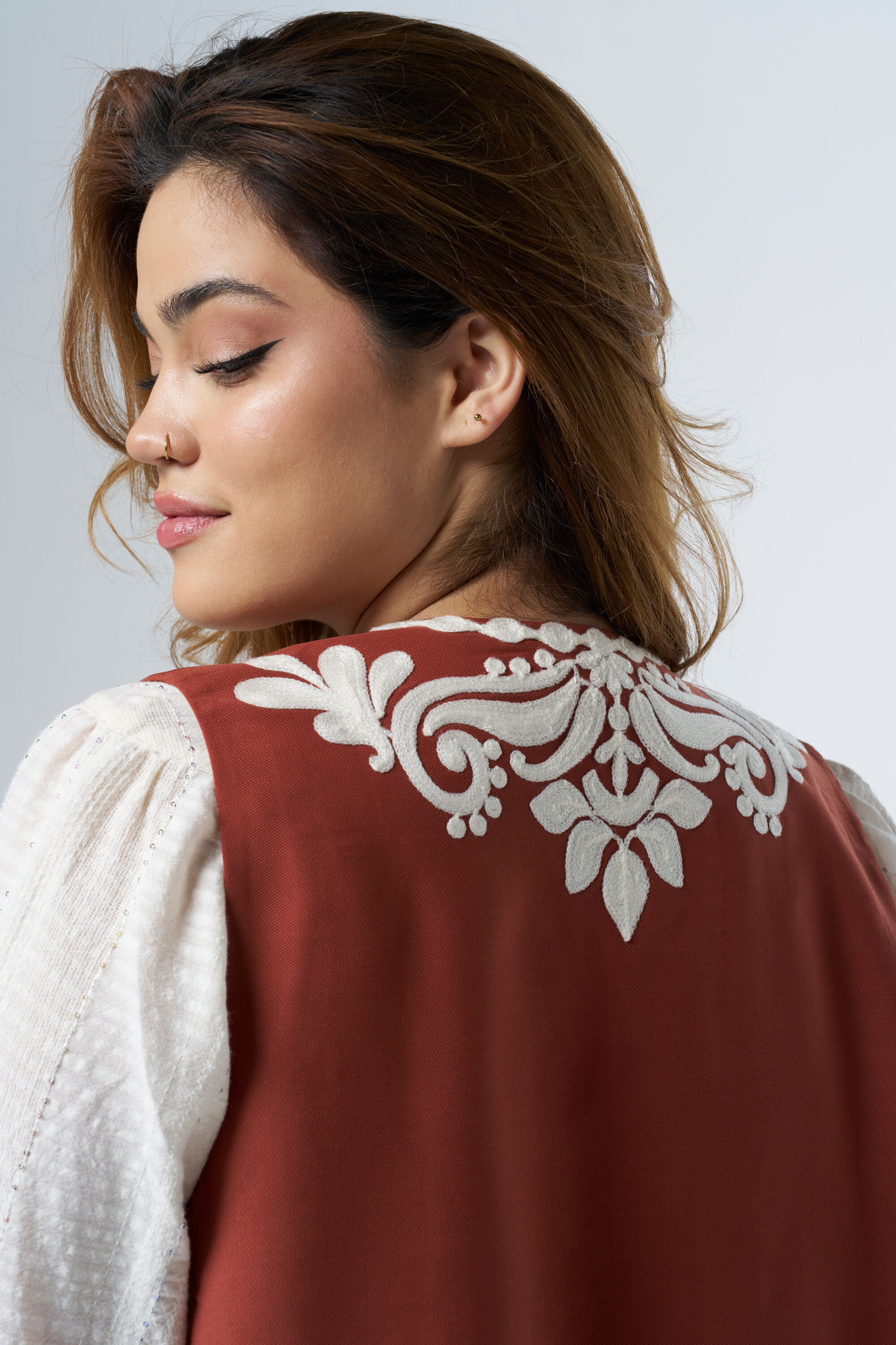 Bestickte Weste  image number 4