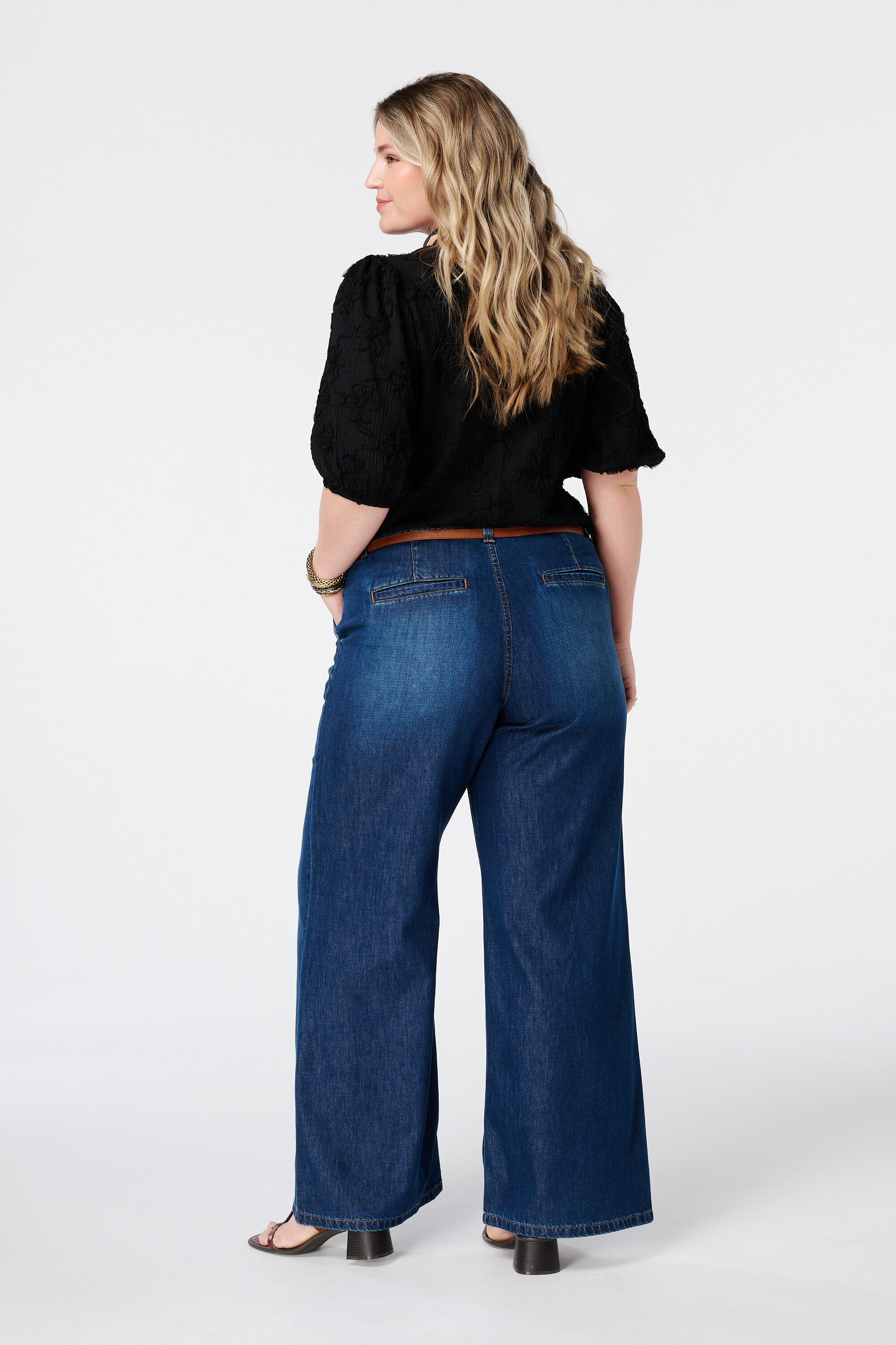 Wide Leg Jeans mit G&uuml;rtel image number 3