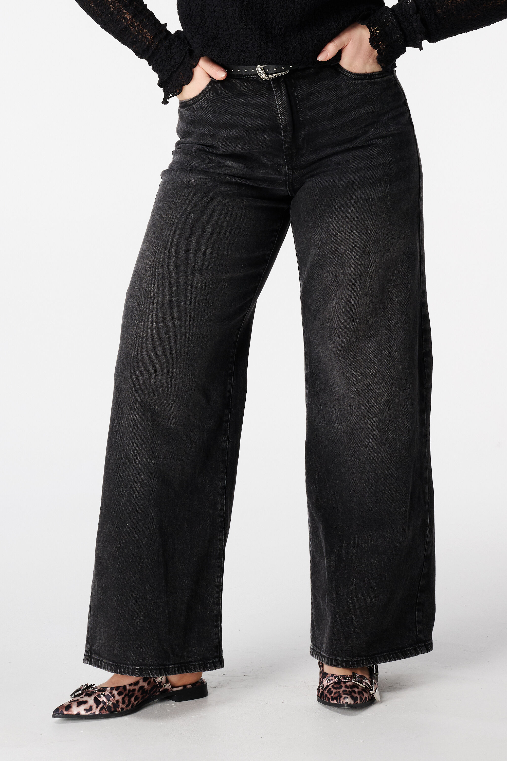 Jeans mit weitem Bein und hoher Taille image number 5
