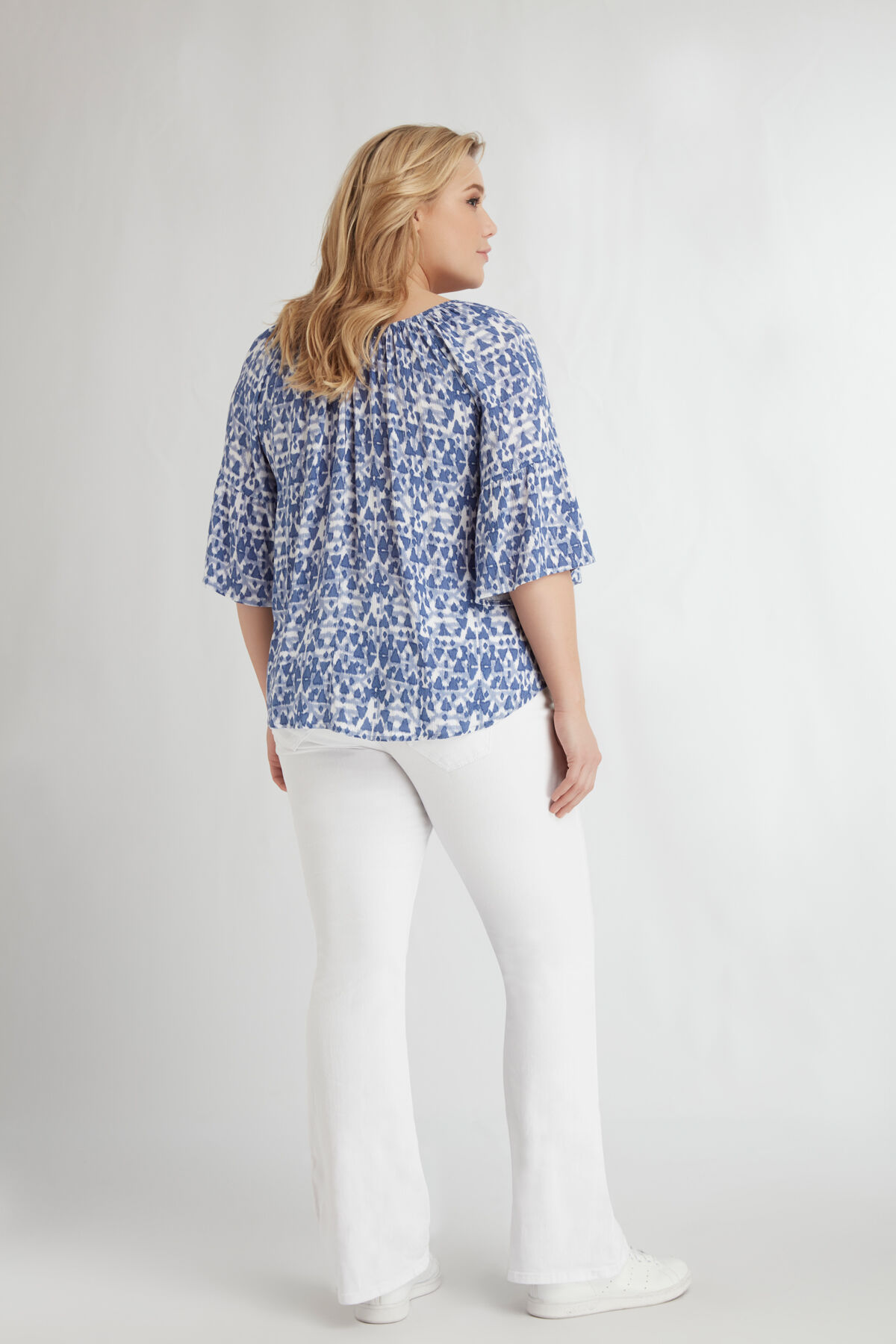 Bell-Sleeve Bluse image number 4