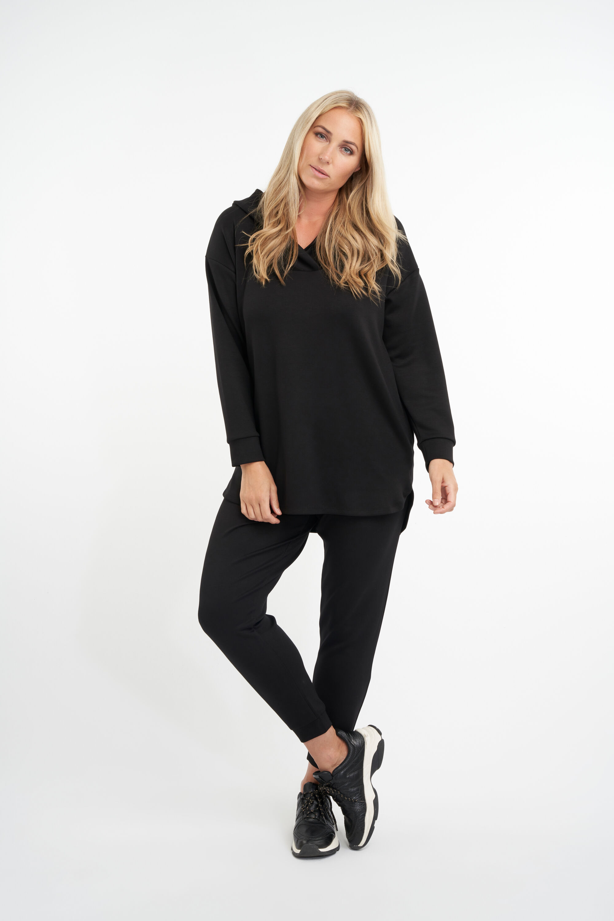 Jogginghose image number 6