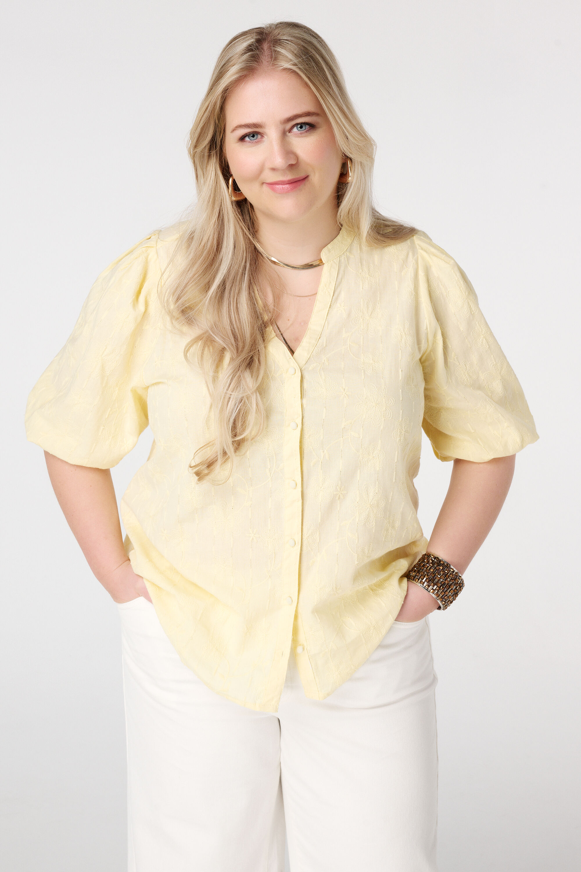 Bluse mit kurzen &Auml;rmeln