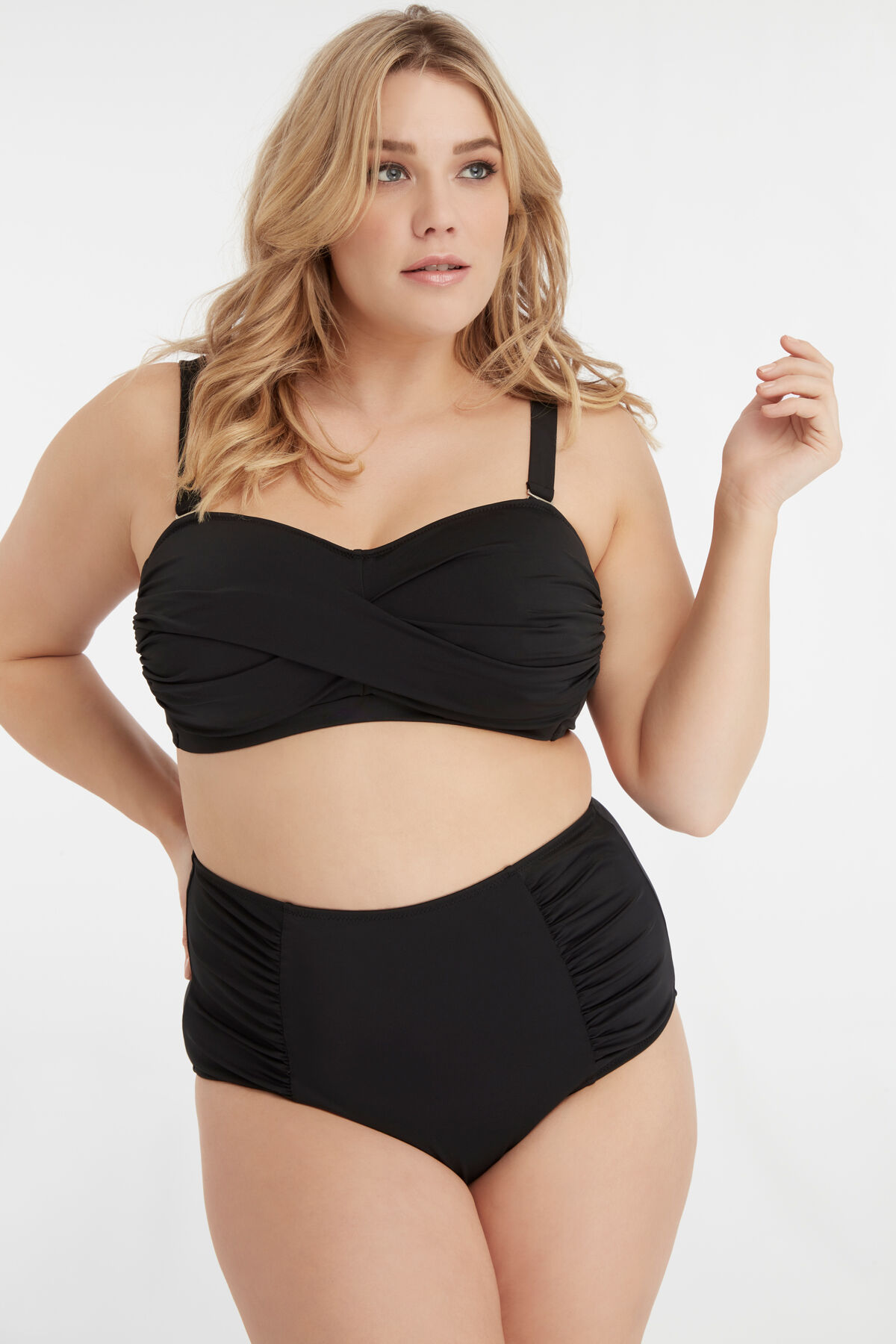 Einfarbige Bikinihose image number 4