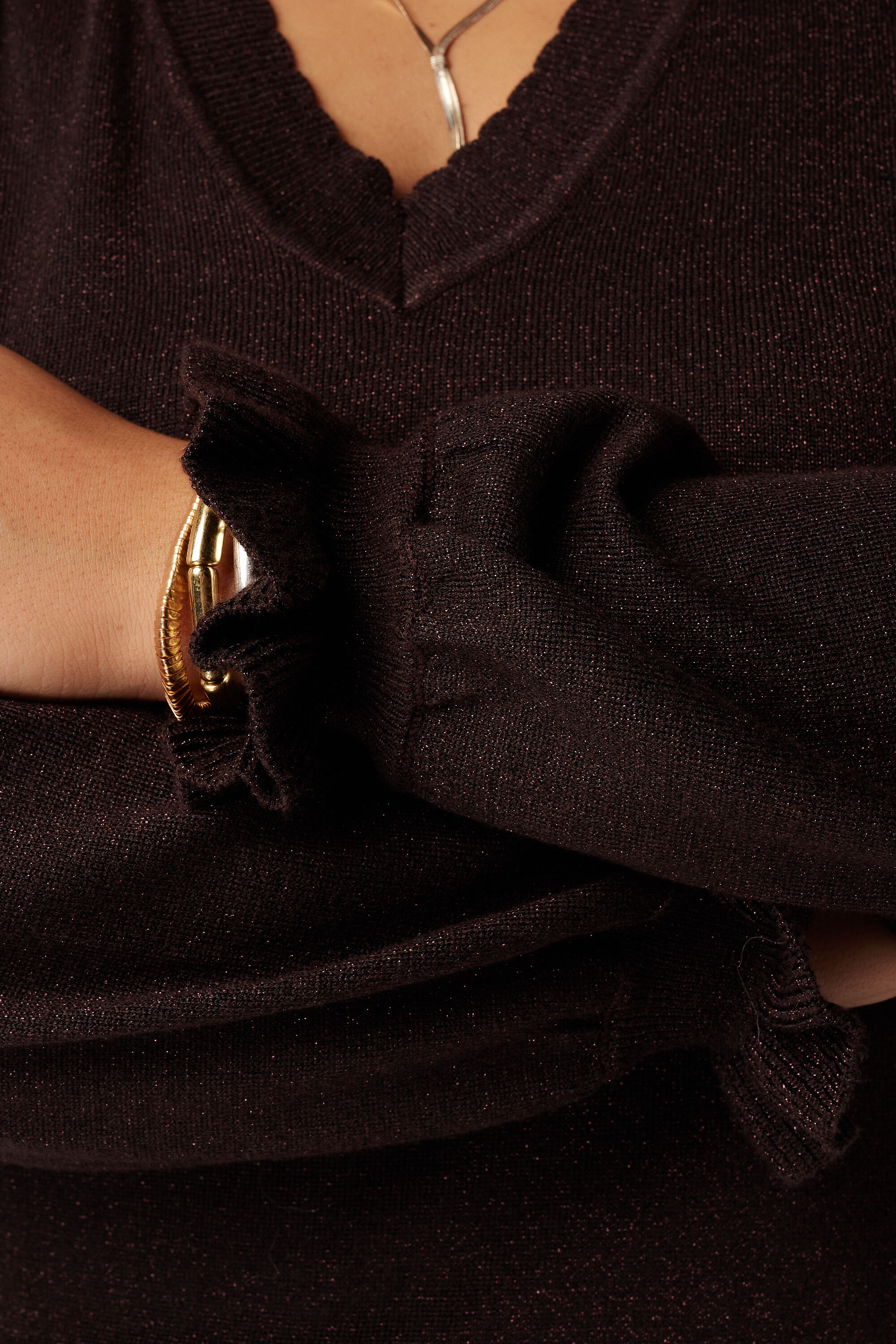 Pullover mit V-Ausschnitt image number 6