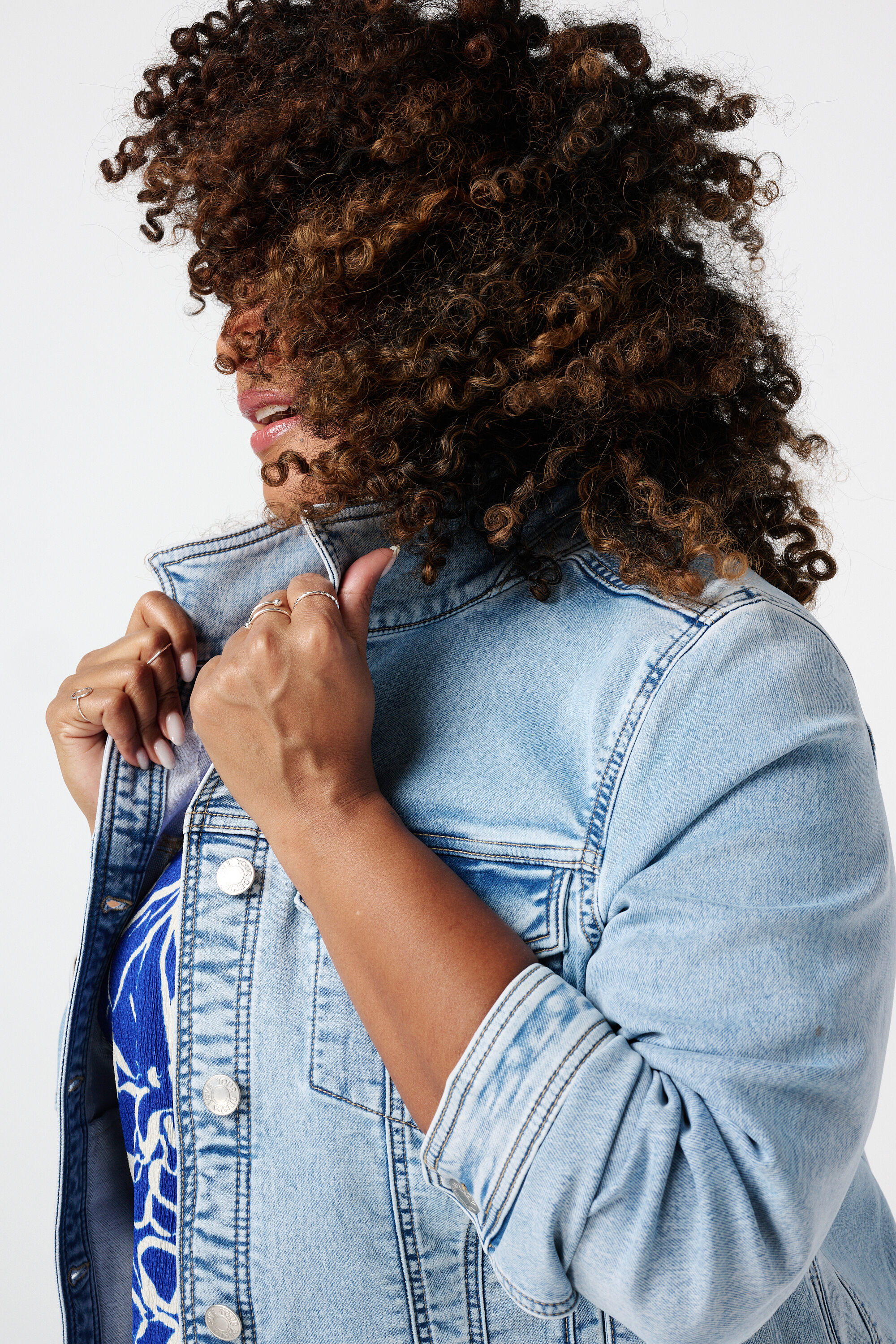 Jeansjacke mit Stretchanteil  image number 4