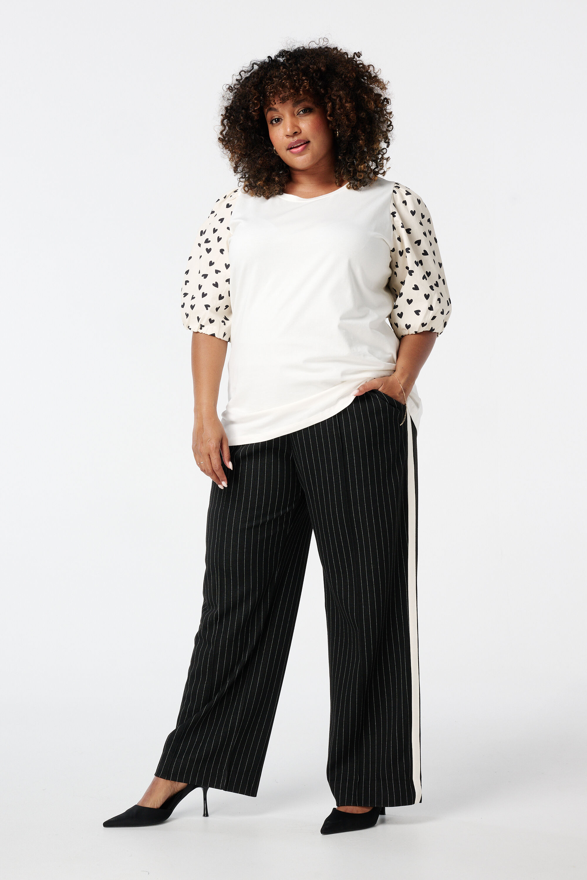 T-Shirt mit Puff&auml;rmeln image number 5