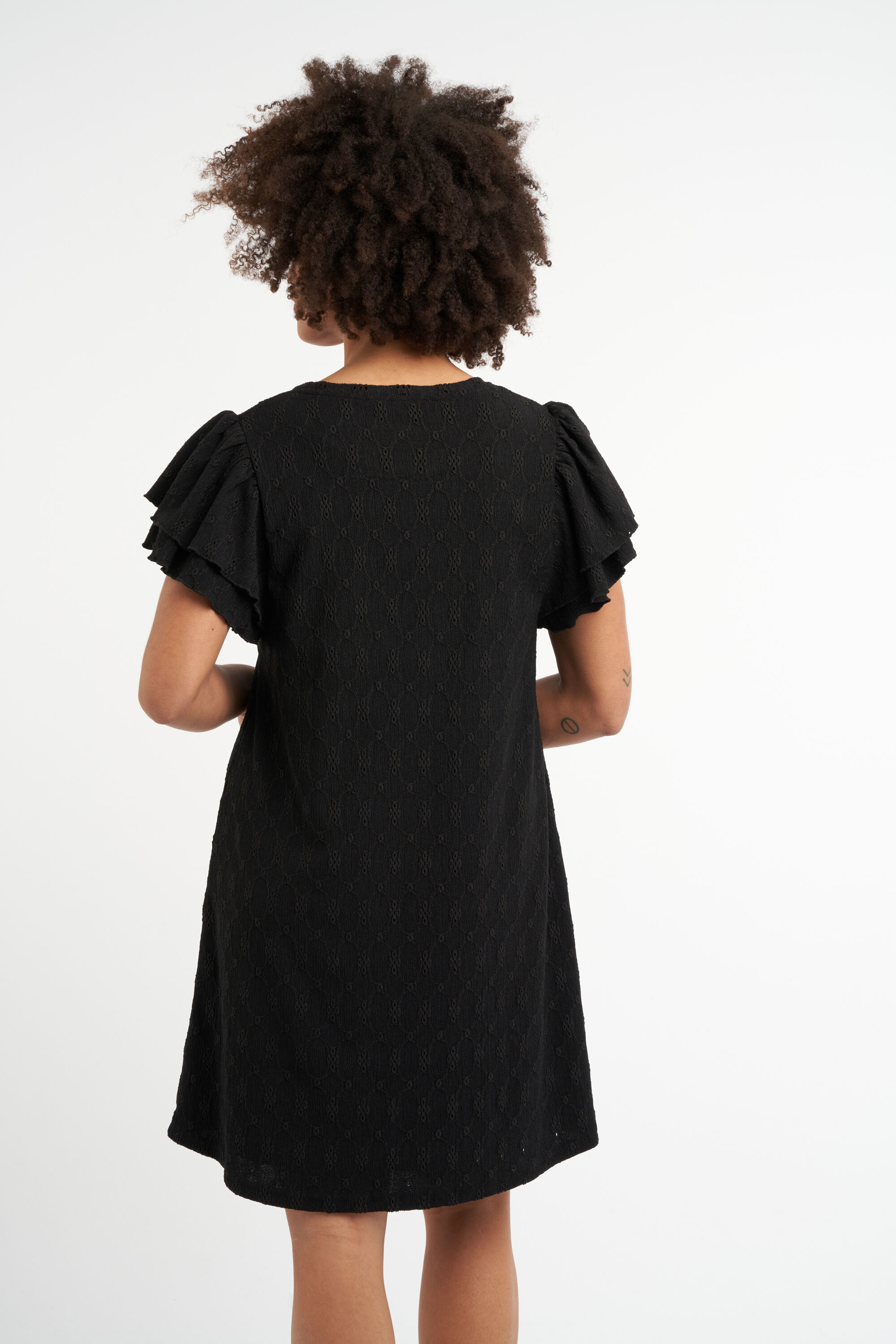 Kleid mit Stickerei image number 4