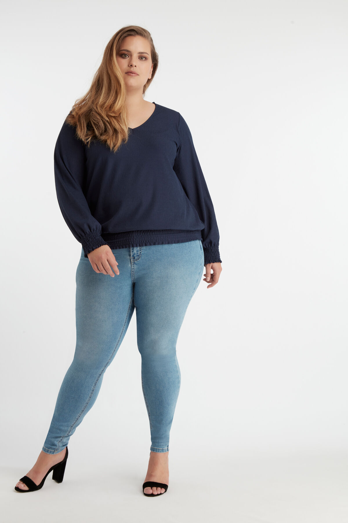 Top mit V-Ausschnitt image number 3