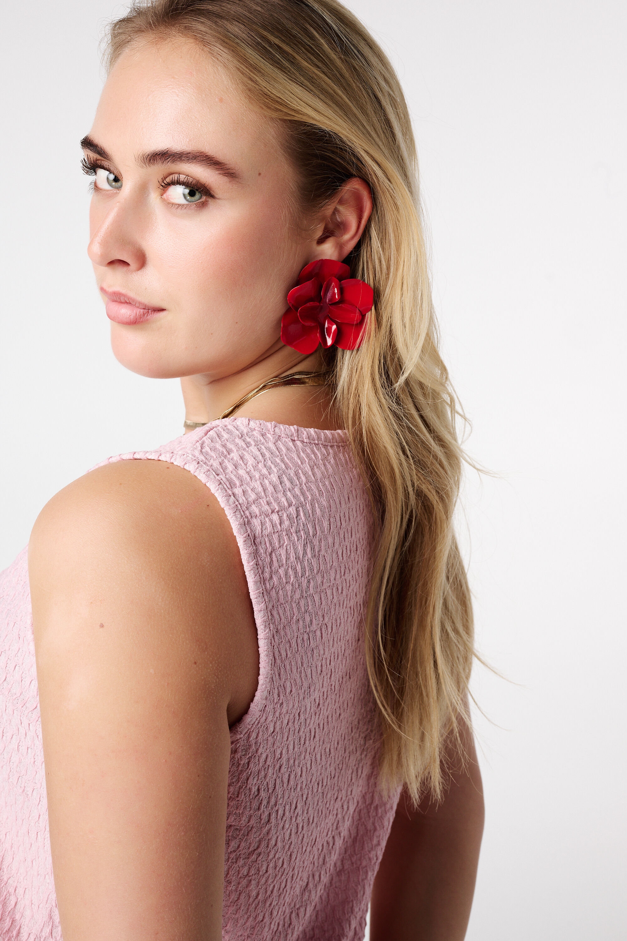 Sleeveless top with texture image number 4