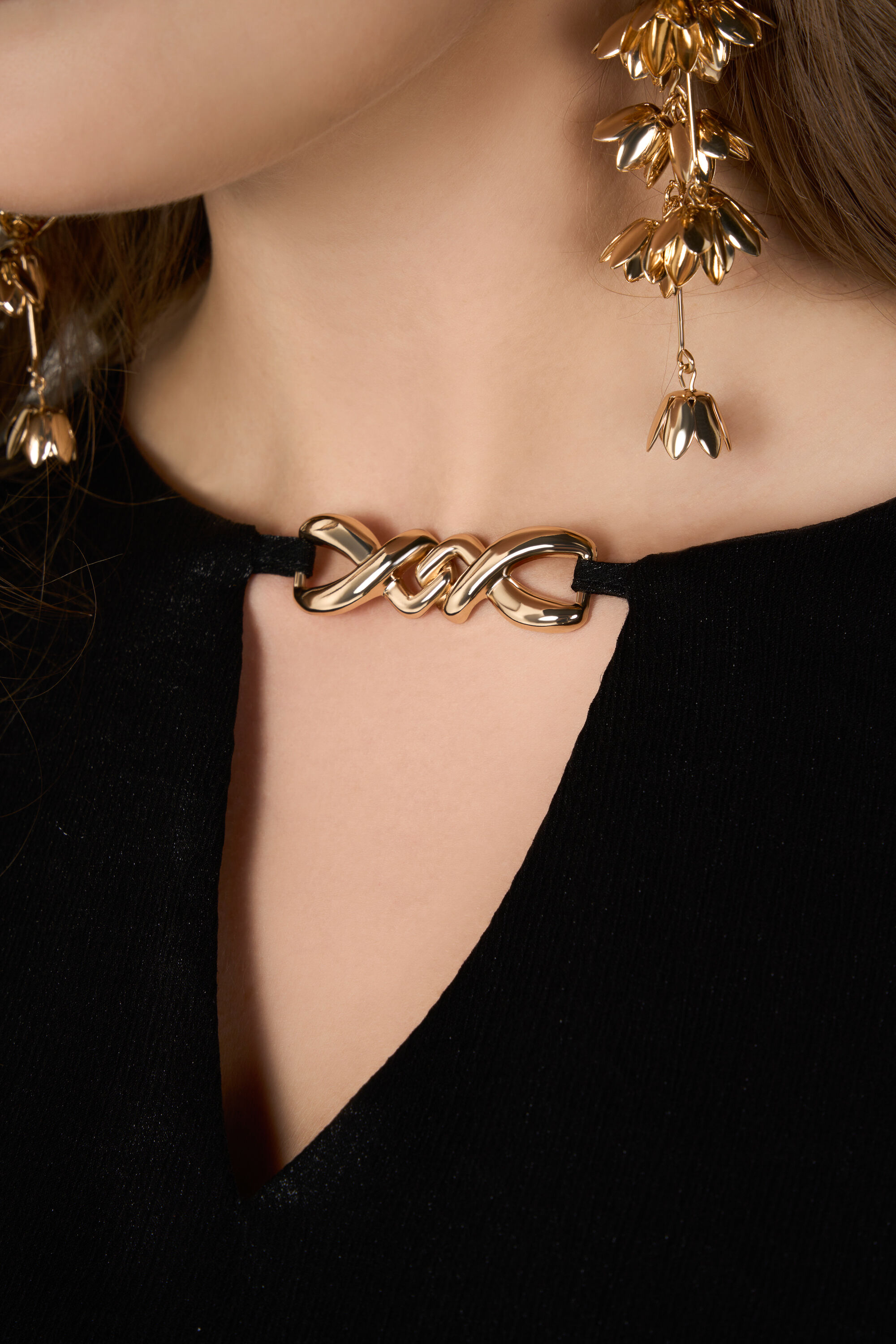 Midikleid mit goldenen Verzierungen  image number 4