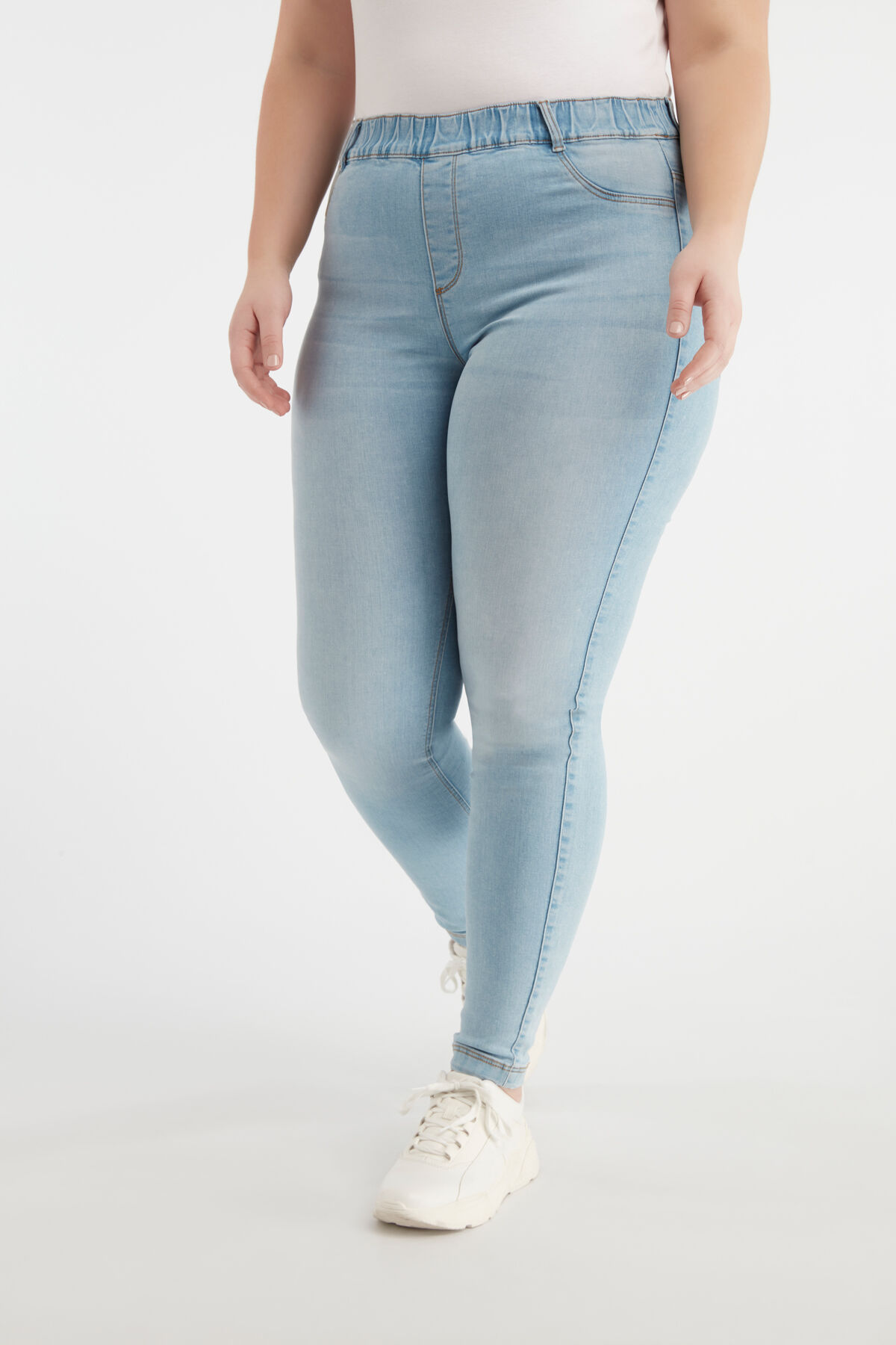 Eng anliegende Treggings POPPY image number 5