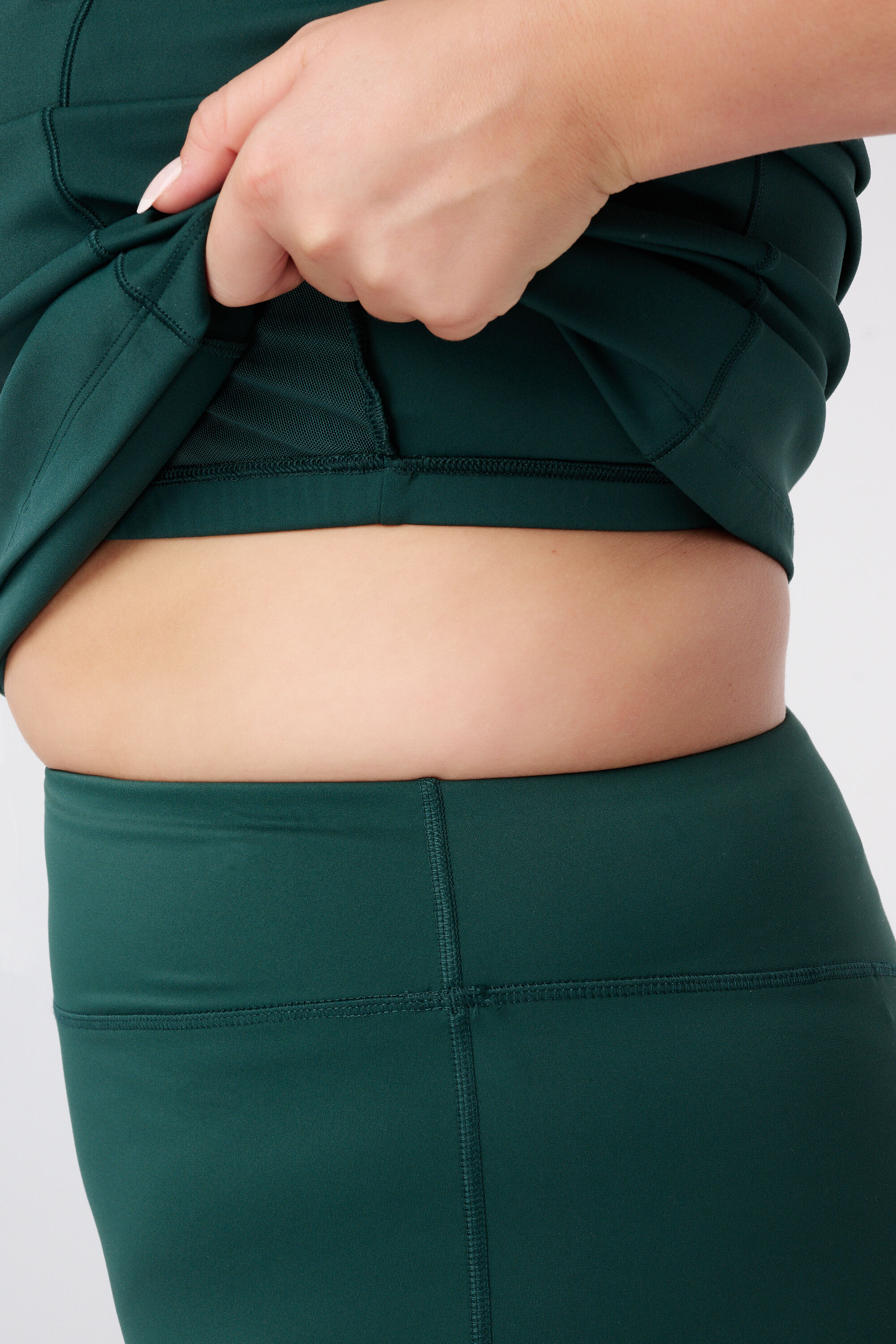 Sporttop mit integriertem BH image number 5
