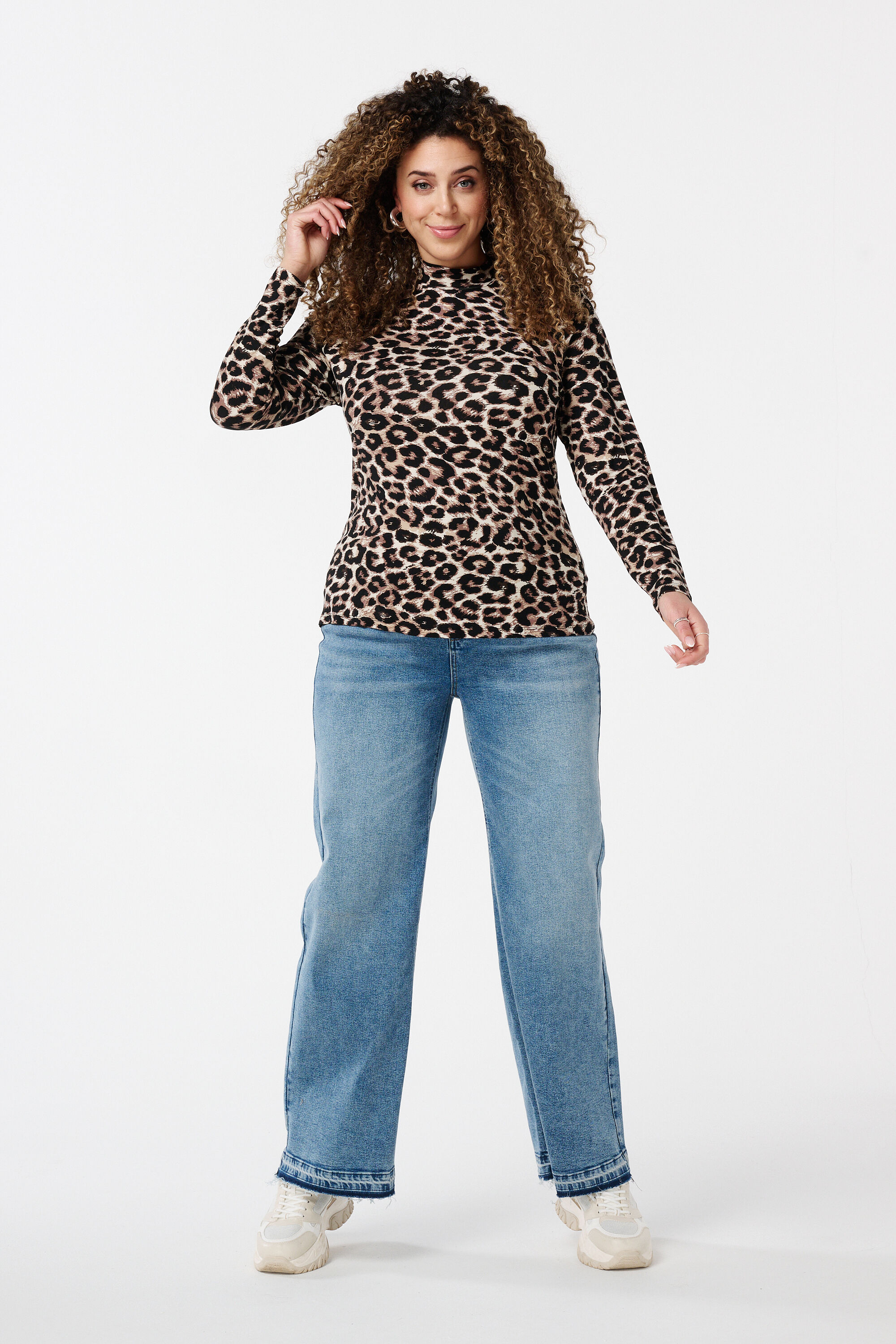 Rollkragen-Shirt mit Print  image number 5