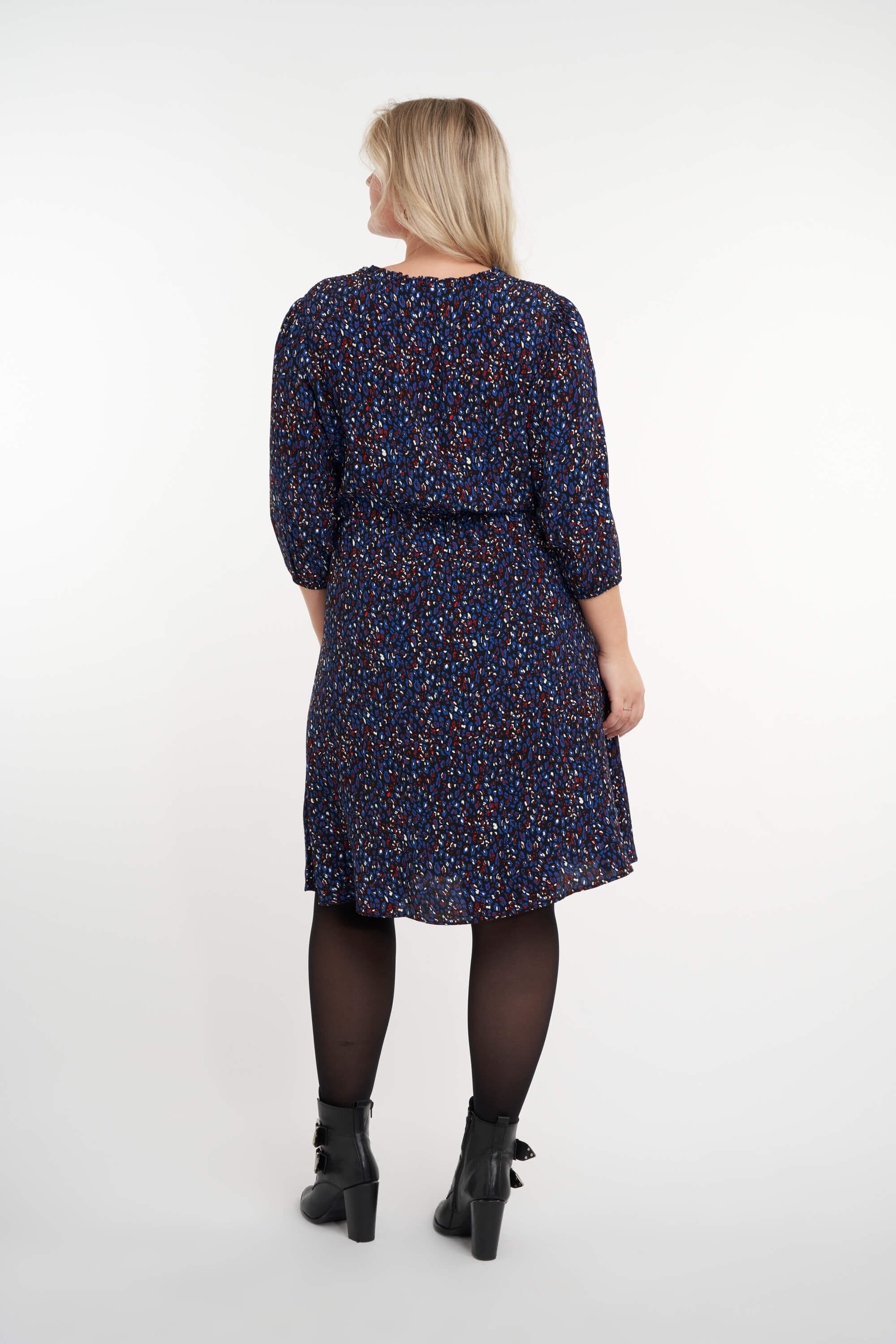 Kleid mit Print image number 3