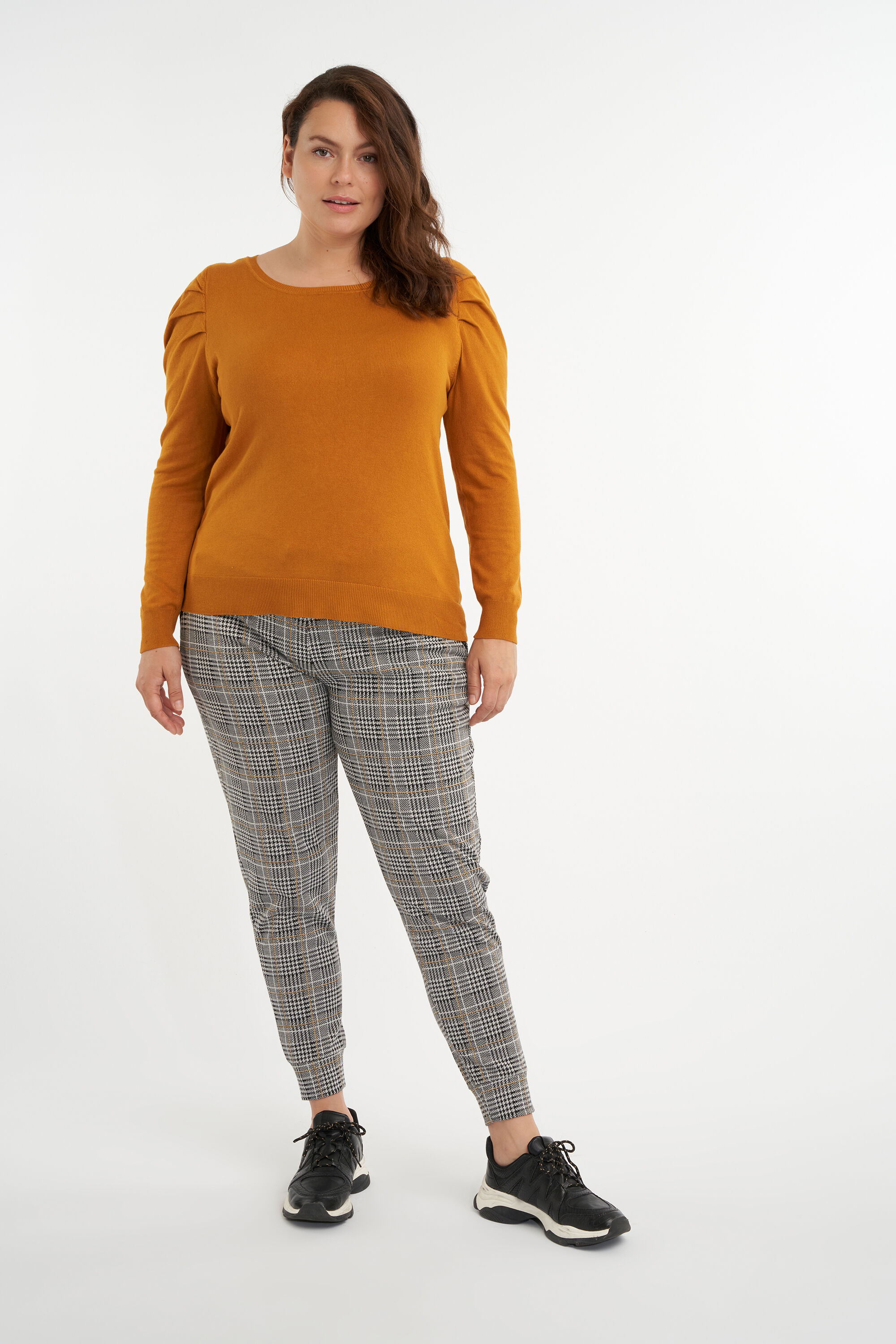 Feinstrickpullover mit bauschigen &Auml;rmeln image number 6