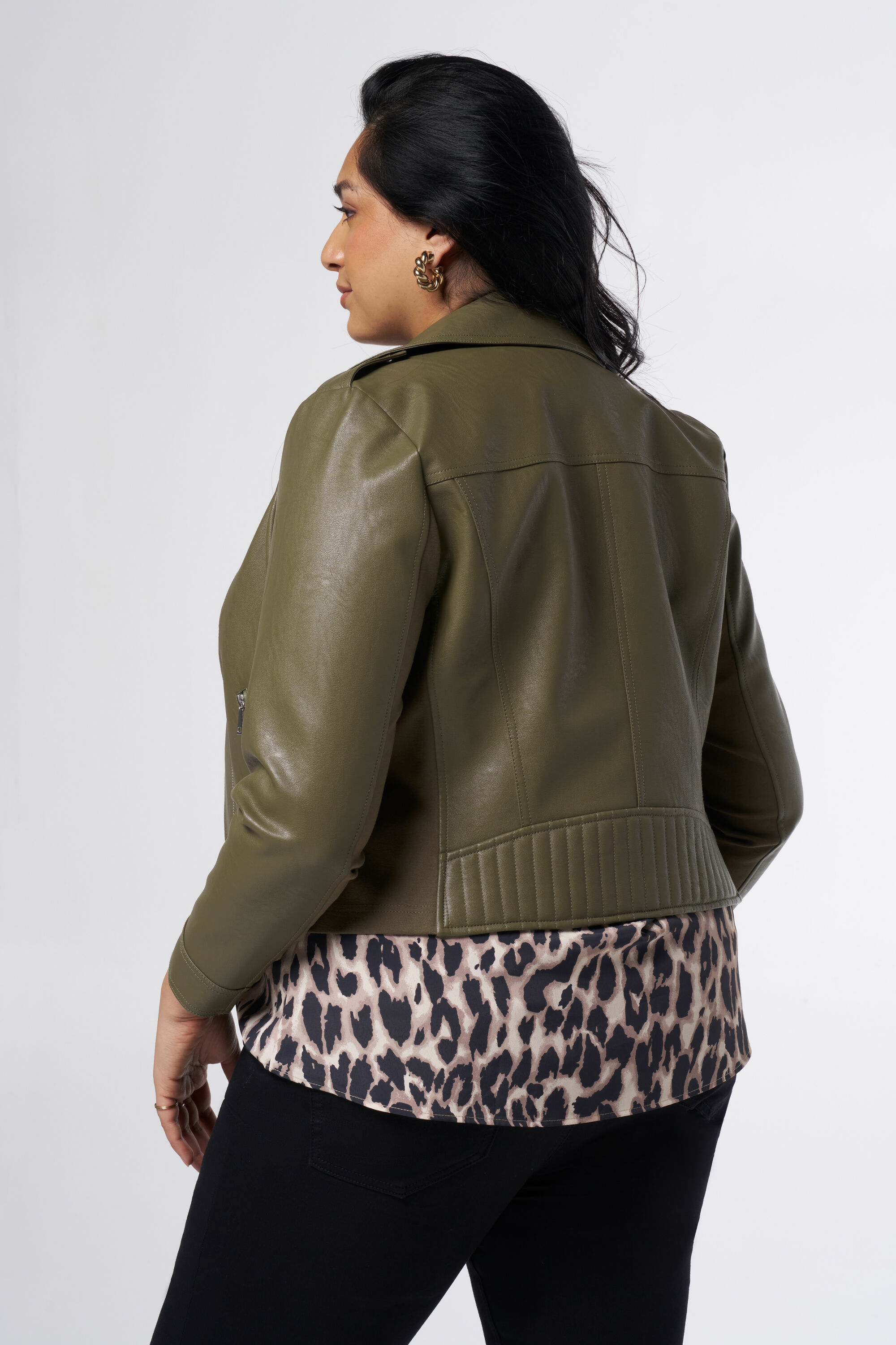 Lederlook-Jacke Jacke mit silbernen Verzierungen  image number 3