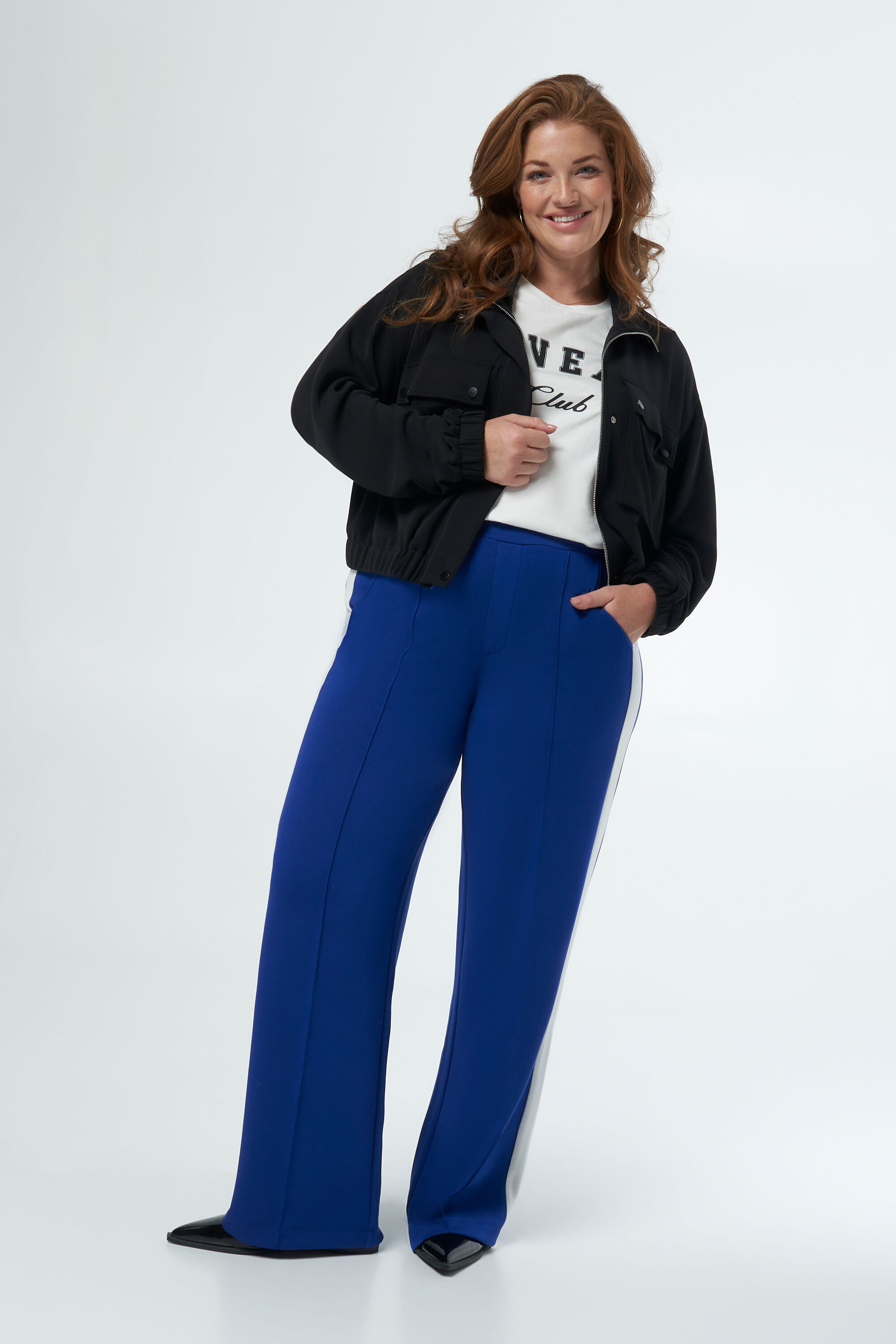 Sportliche Hosen image number 6