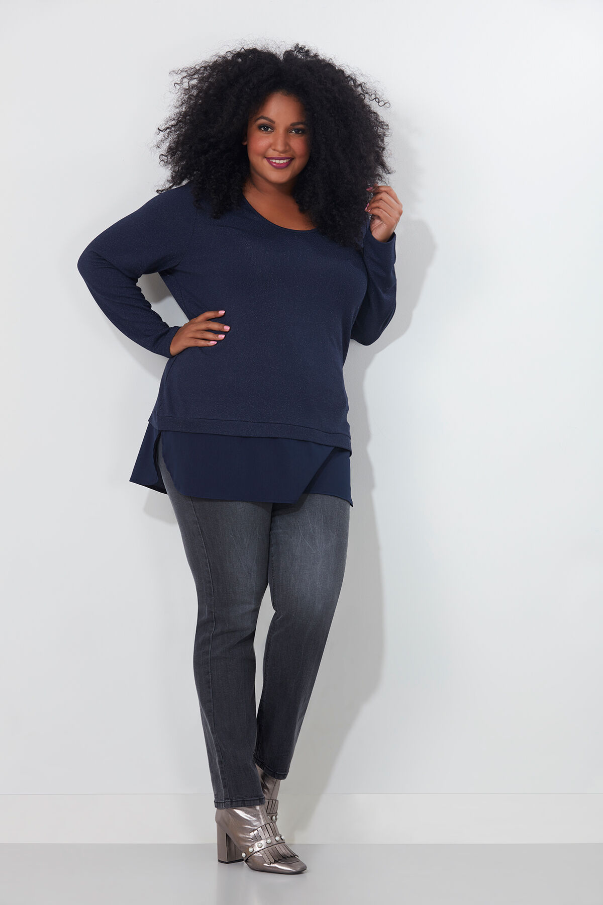 T-Shirt mit Chiffon-Saum image number 3