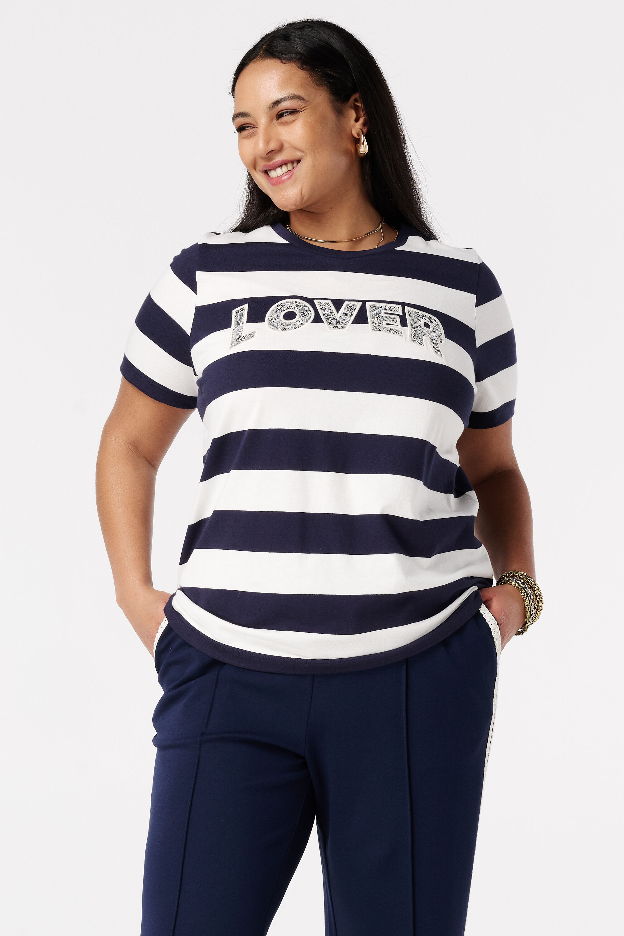 Gestreiftes T-Shirt mit Spitzentext