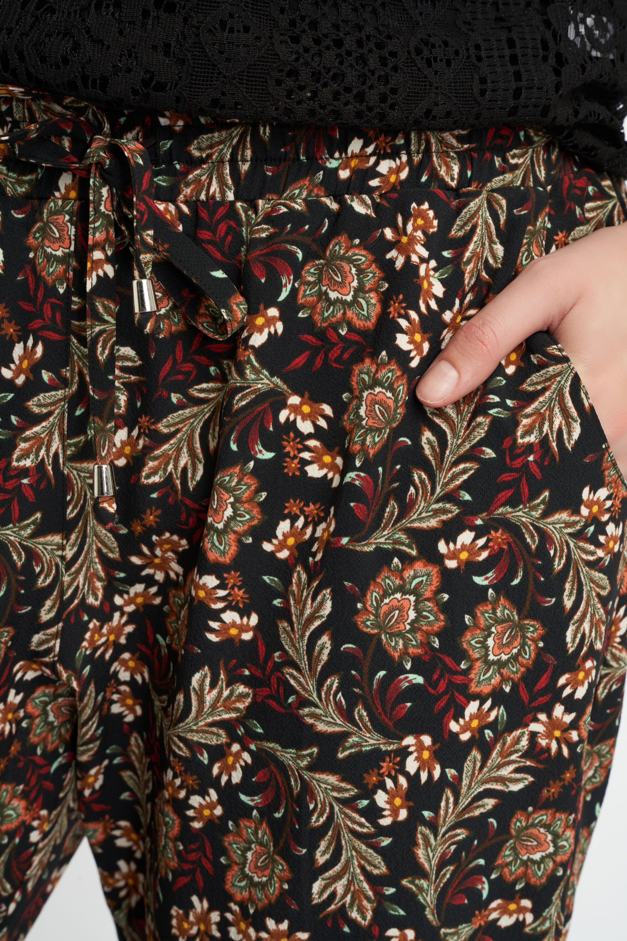 Weit geschnittene Hose  image number 5