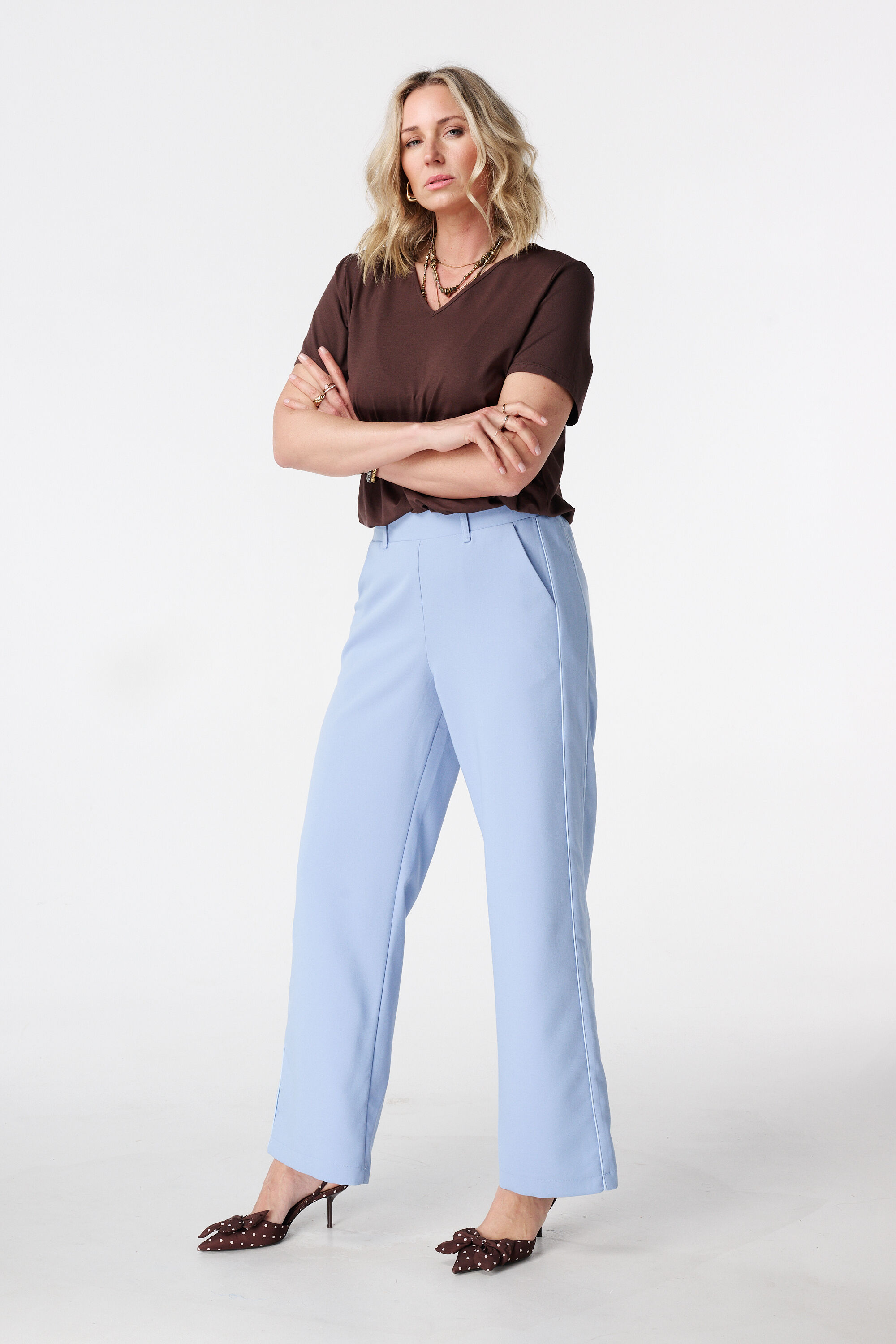 Weite Hose mit Seitenstreifen image number 6